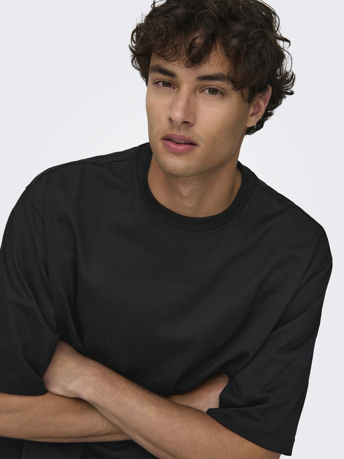 ONLY & SONS Rundhalsshirt »ONSMILLENIUM OVZ SS TEE NOOS«