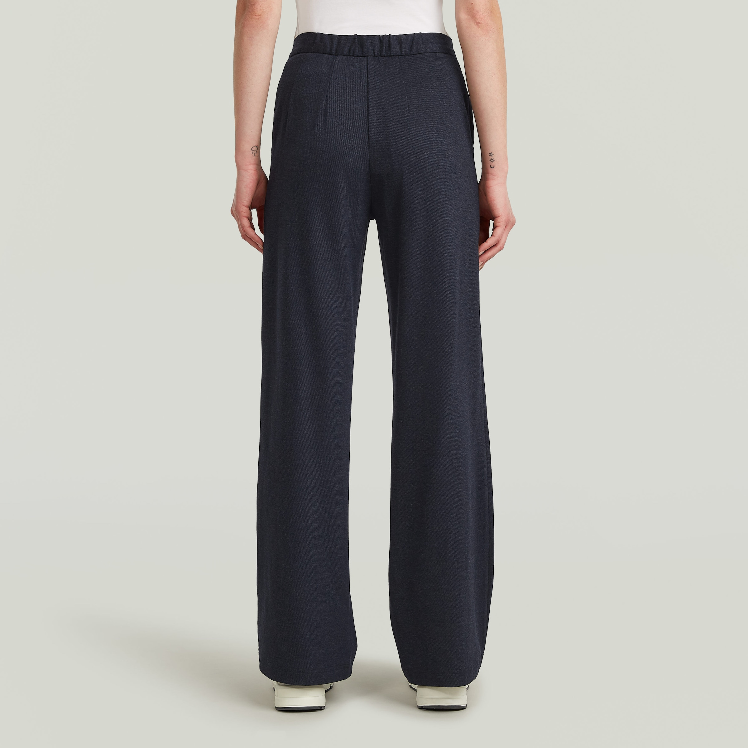 G-STAR Jerseyhose »Dressed Jersey Pants«, mit einem bequemen Gummibund hinten