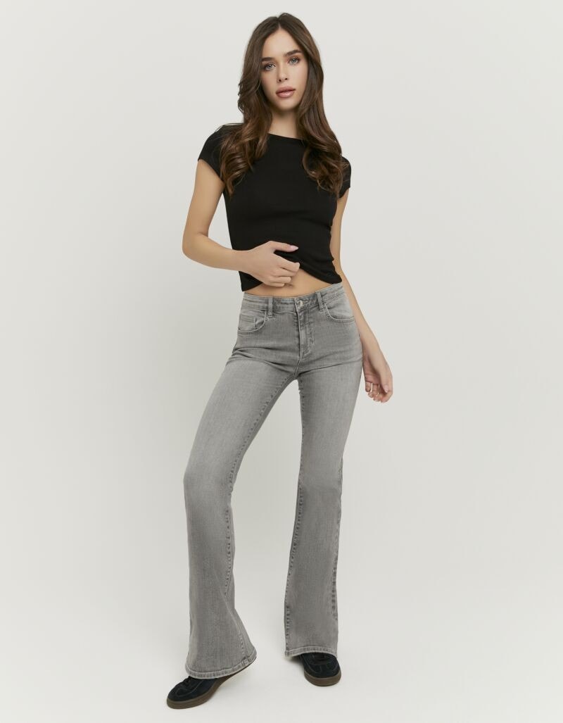 Tally Weijl Bootcut-Jeans »SPADEELETRA2« Baumwollmischung, Mid Waist mit Flare Beinverlauf und Push up Effekt