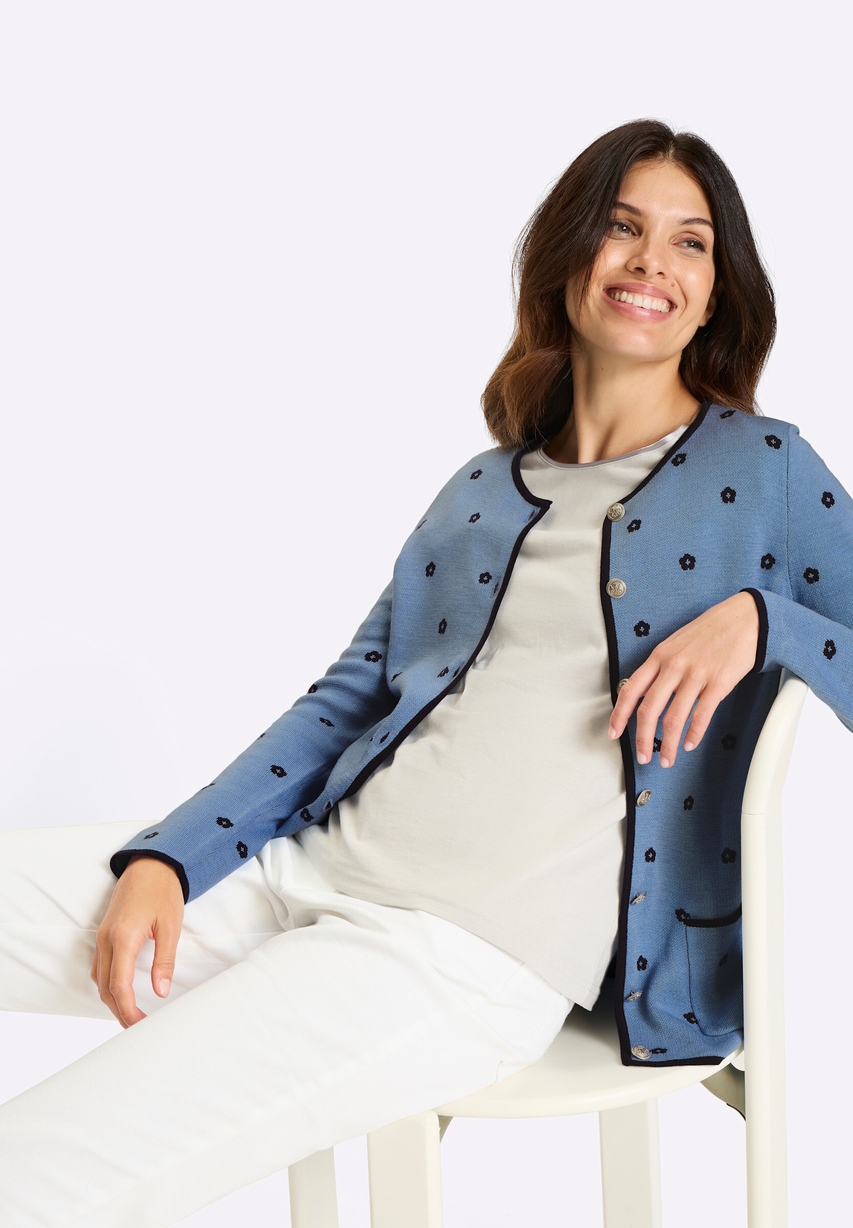 Sieh an! Trachtenstrickjacke »Strickjacke Jacquardstrickjacke im Trachtenstil«