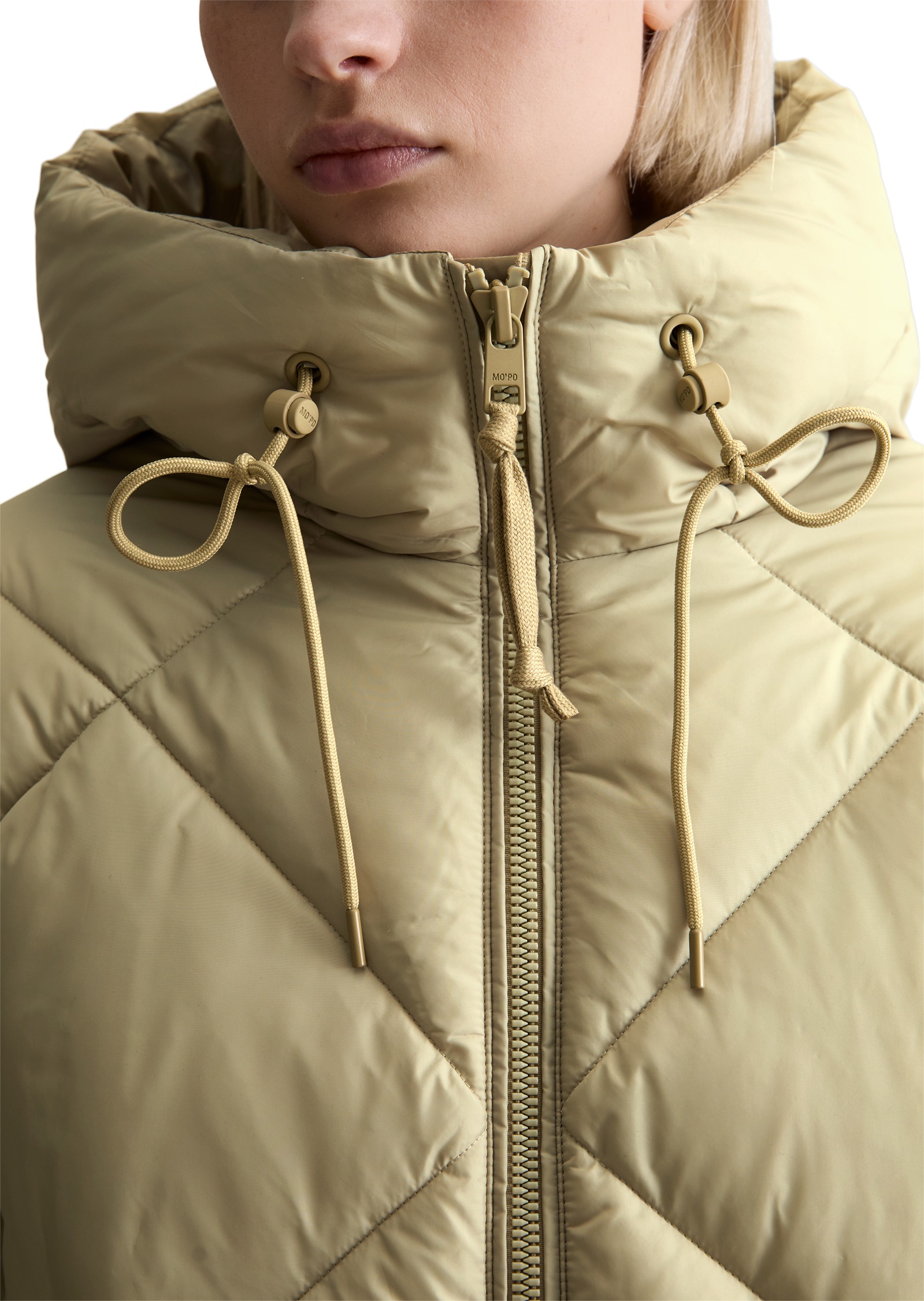 Marc O'Polo DENIM Steppjacke, mit Kapuze, Rückenteil verlängert, Leicht und wasserabweisend