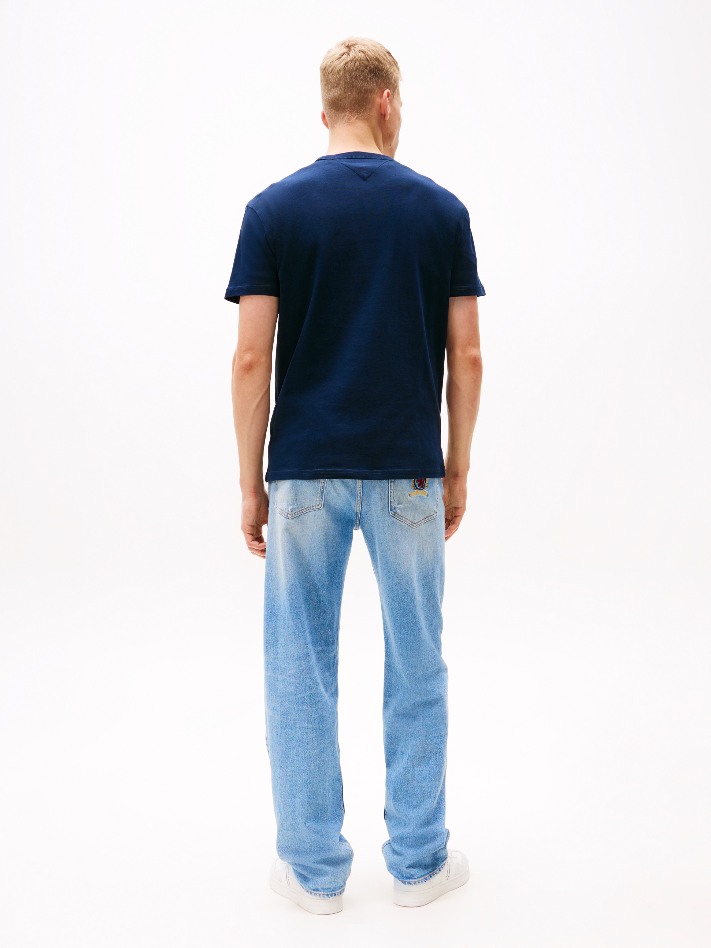 Tommy Jeans T-Shirt »TJM REG BADGE TEE EXT«, mit Logostickerei