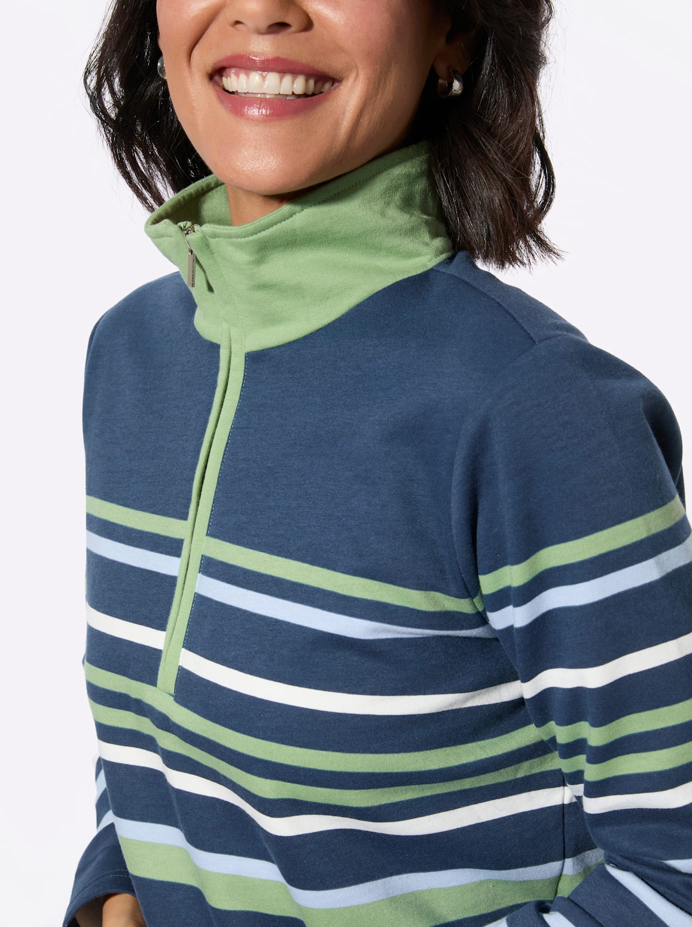 Casual Looks Sweatshirt
