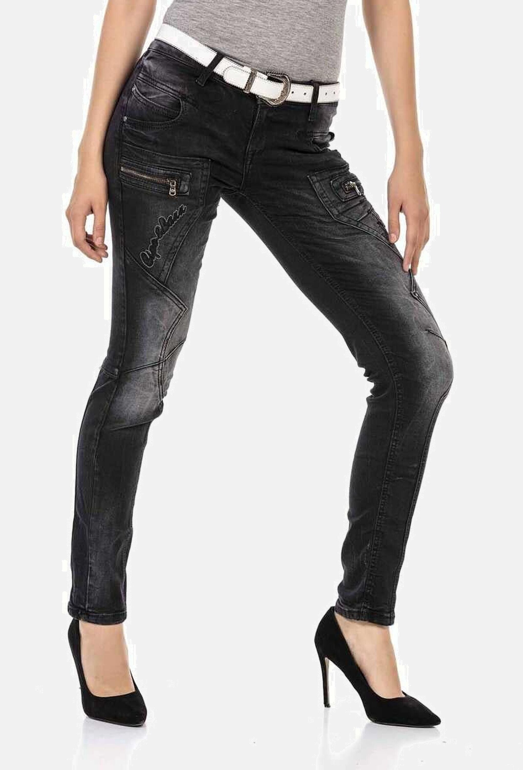 Cipo & Baxx Slim-fit-Jeans »Cipo & Baxx Jeans« mit Verschiedenen Ziernähte, WD437