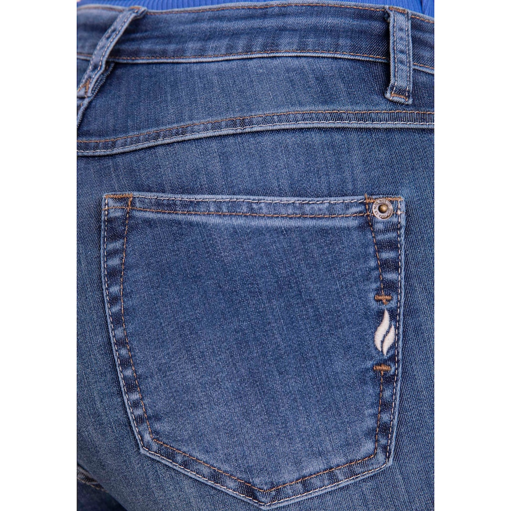 BLUE FIRE Skinny-fit-Jeans »LARA SKINNY HIGH RISE«, perfekter Sitz durch Elasthan-Anteil
