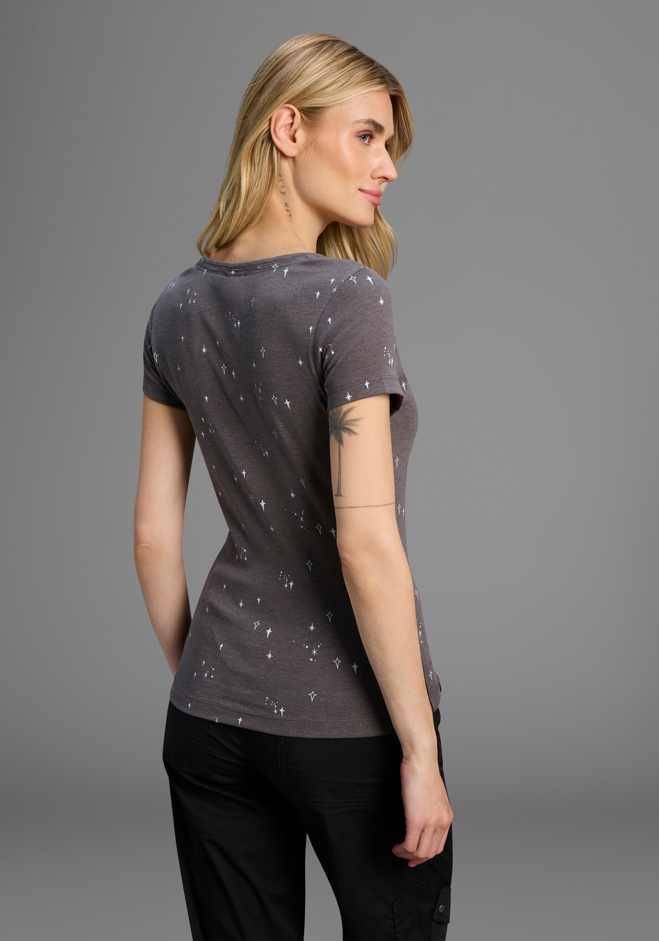 KangaROOS T-Shirt, Kurzarm, sehr figurbetont, mit Kontrastnaht