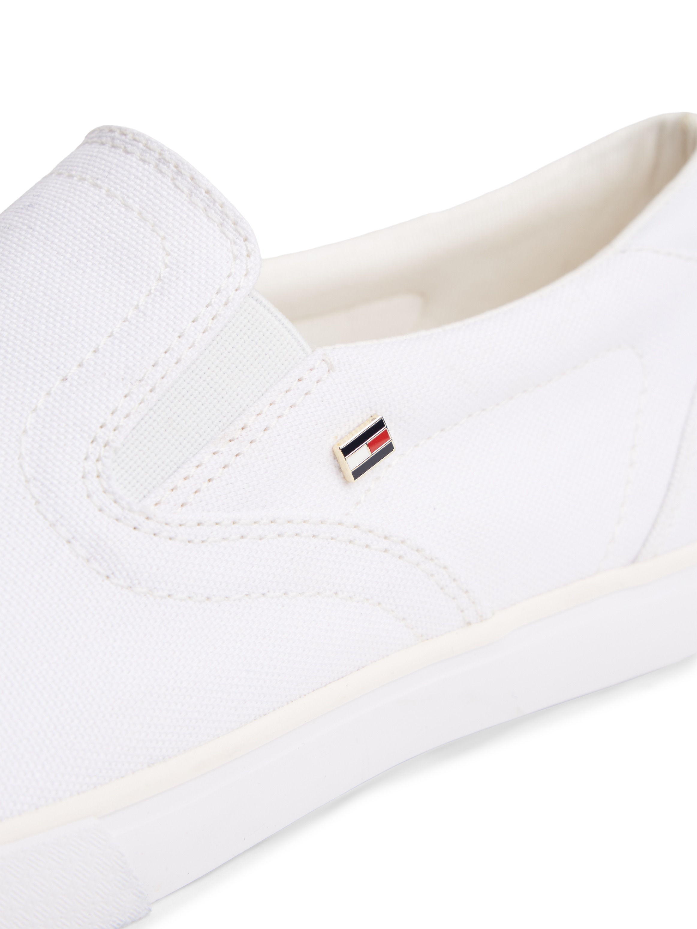 Tommy Hilfiger Slipper »TH LOW PROFILE SLIP ON«  Freizeitschuh, Loafer, Slipper mit edlem Logoemblem