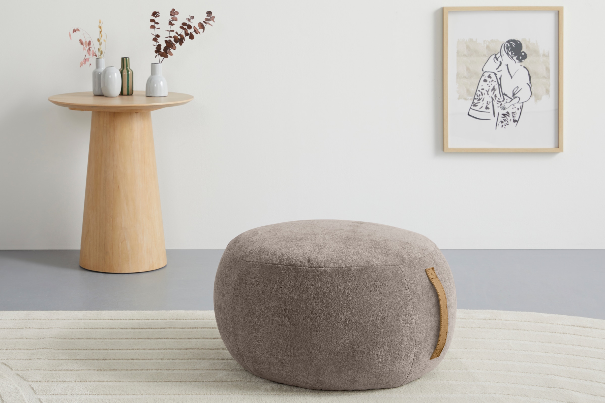 s.Oliver Hocker »Finnian, moderner Designhocker mit Lederriemen, softes Design« hochwertig, zum Wohlfühlen in Luxus-Microfaser/Struktur oder in Bouclé