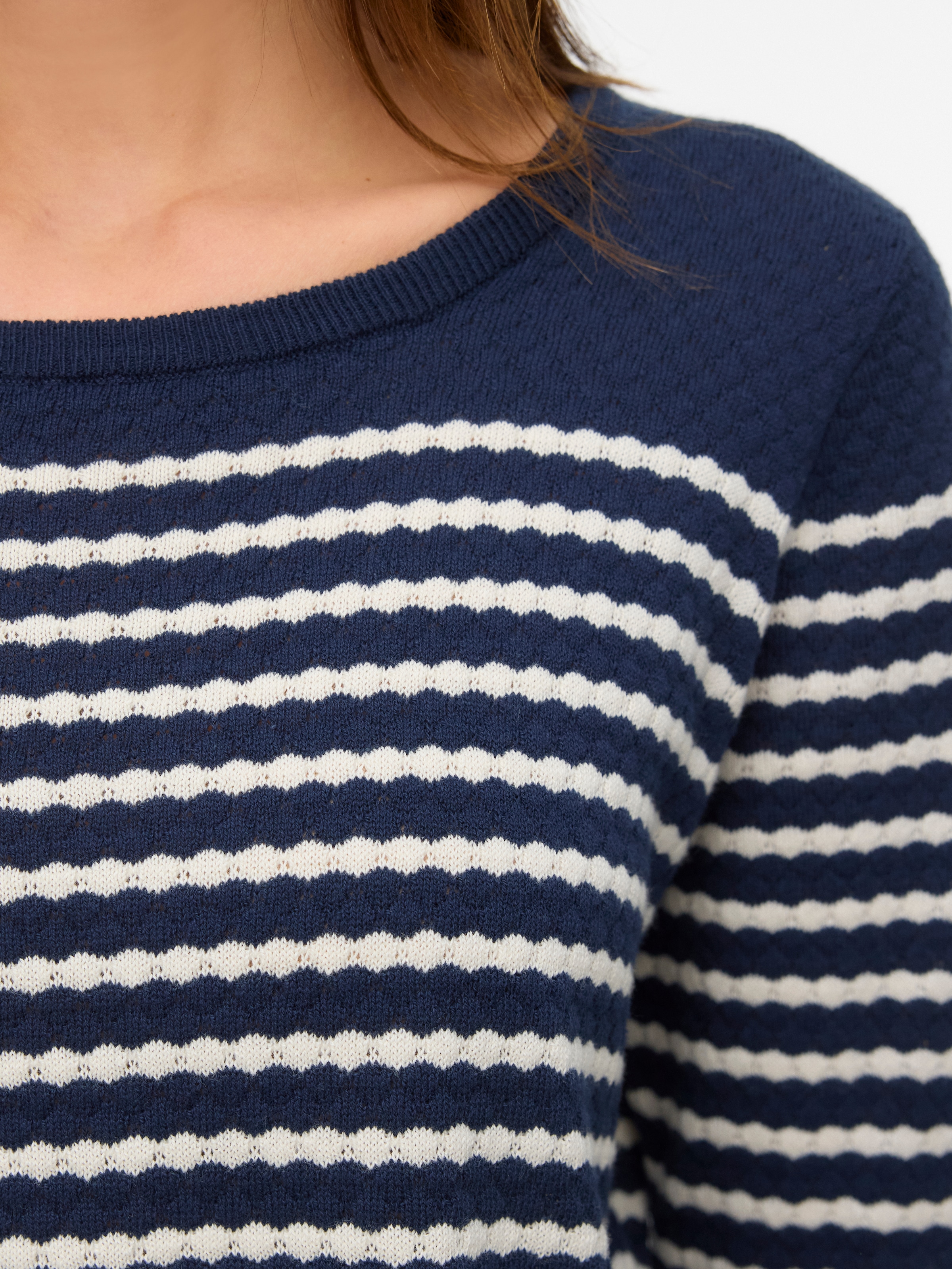 Vero Moda Rundhalspullover »VMCARE STRUCTURE LS O-NECK BLOU NOOS«, mit Strukturmuster