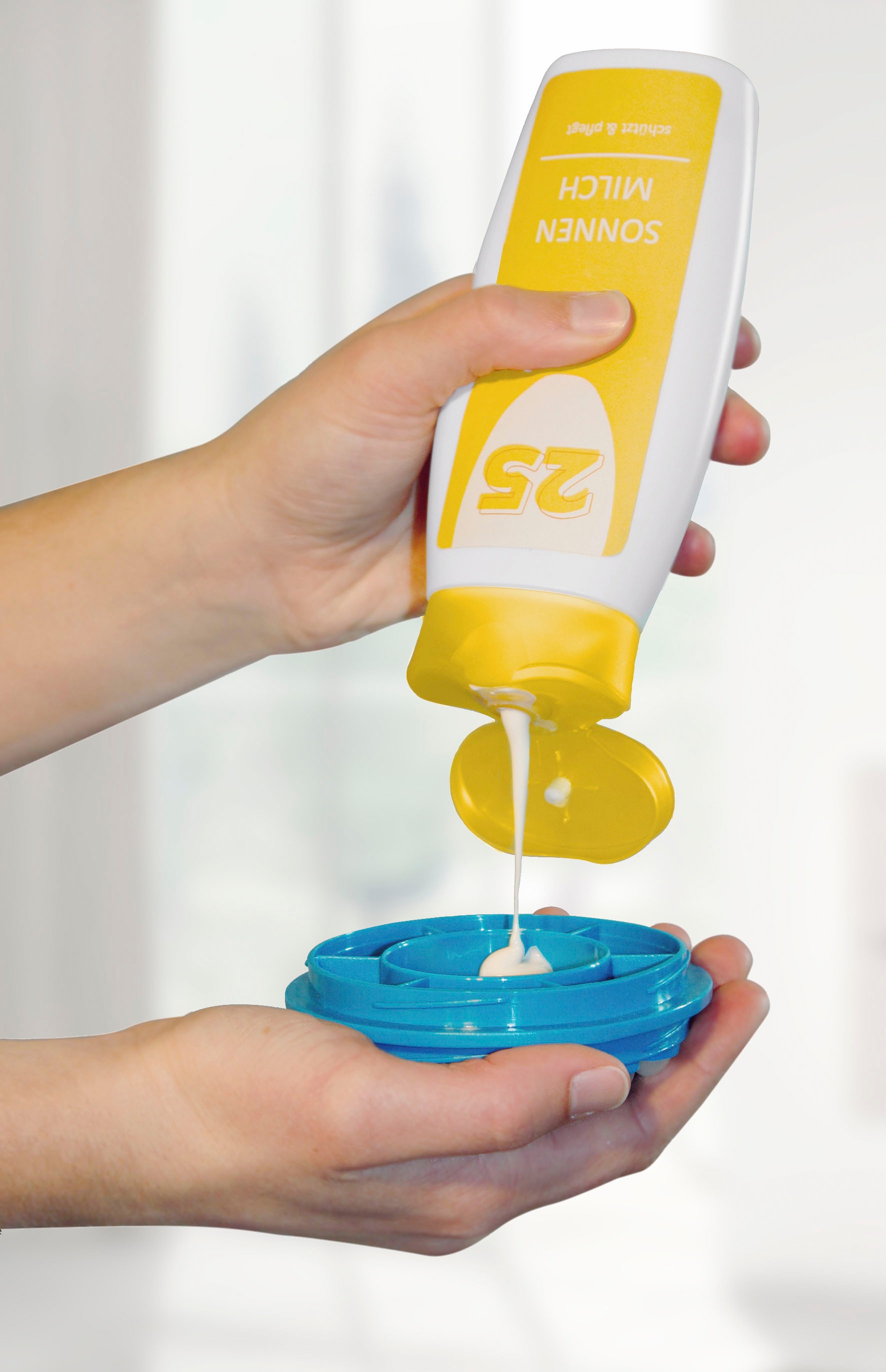 Hydas Rückencremer »Easy Free mit teilbarem U-Griff, erreicht mühelos alle Körperpartien«, Für Bodylotion, Sonnencreme, Duschgel. Mit extra Duschschwamm