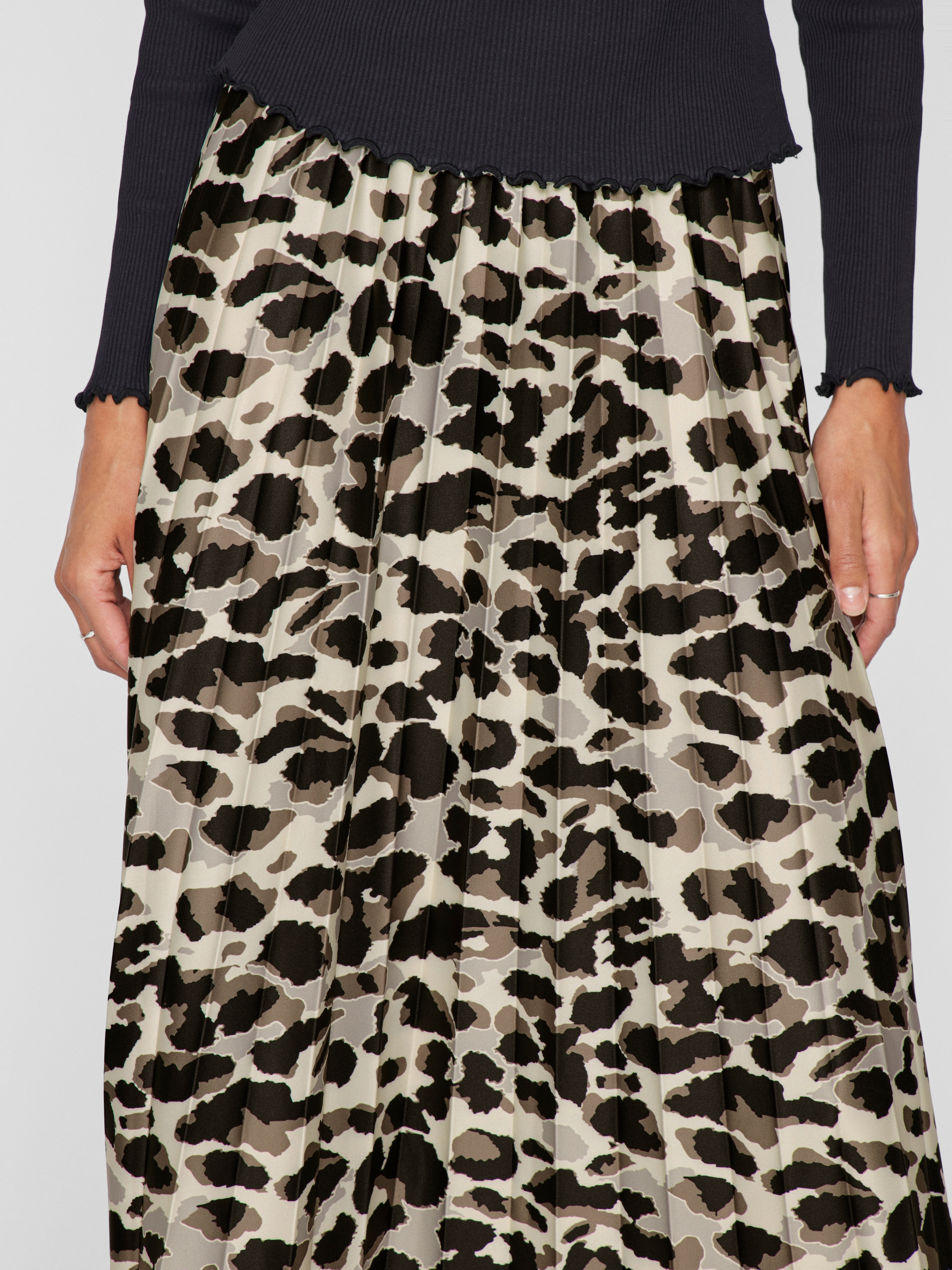 Vila Plisseerock »VINITBAN PRINT SKIRT - NOOS«