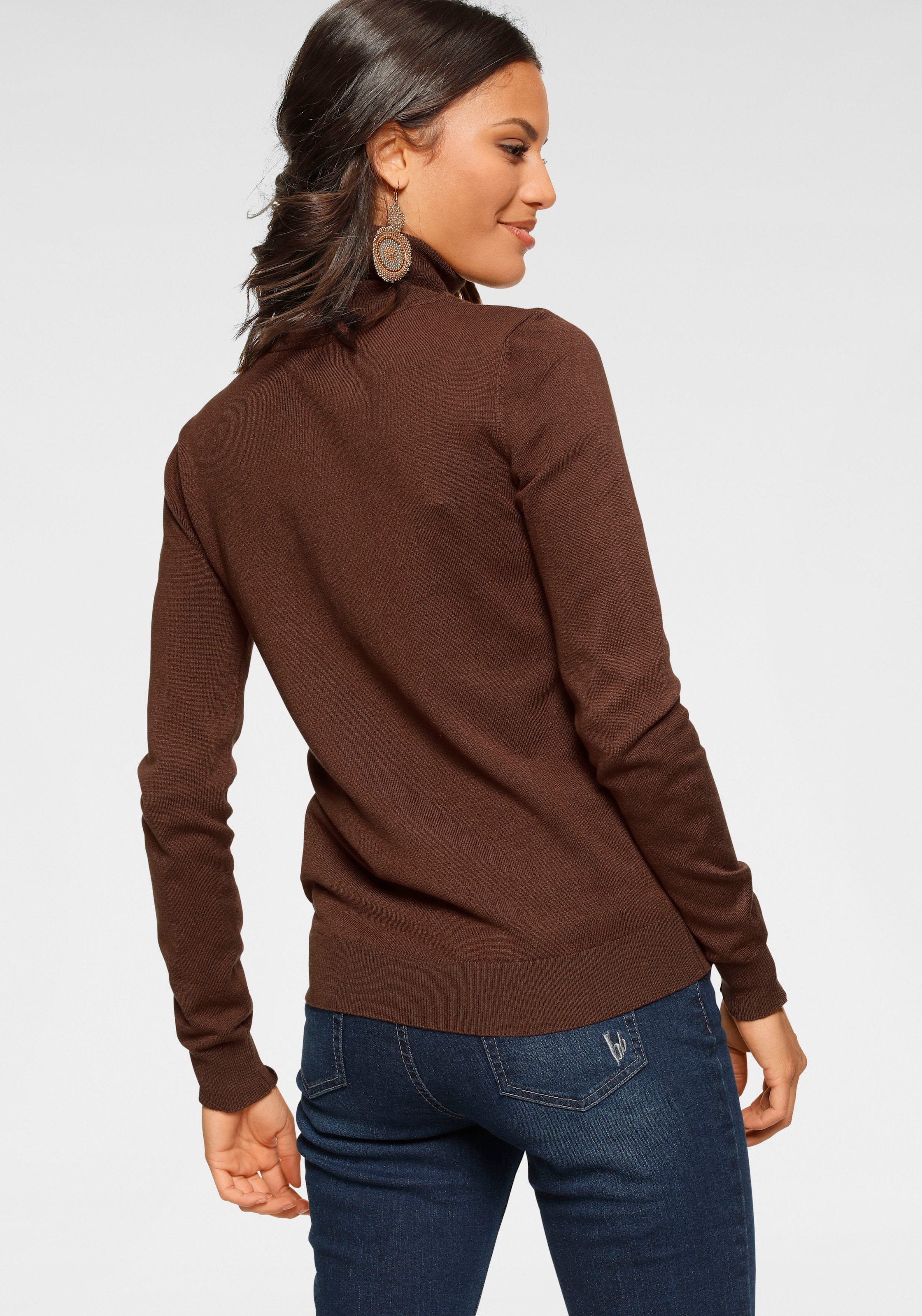 Bruno Banani Rollkragenpullover, mit Metalllogo