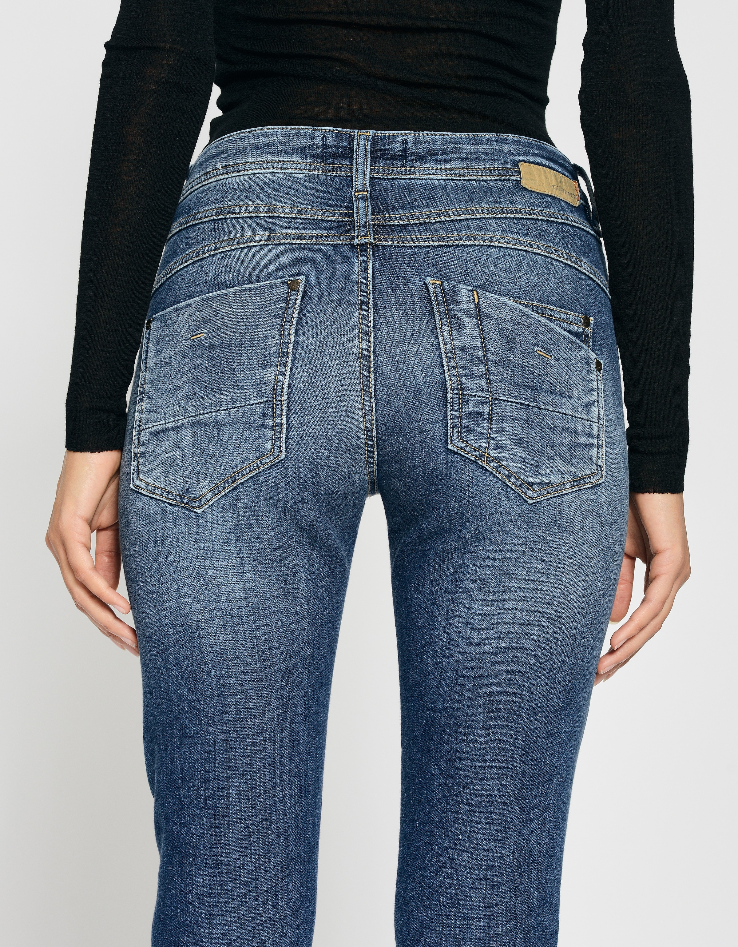 GANG 5-Pocket-Jeans »94AMELIE«, mit doppelter Gesäßtasche
