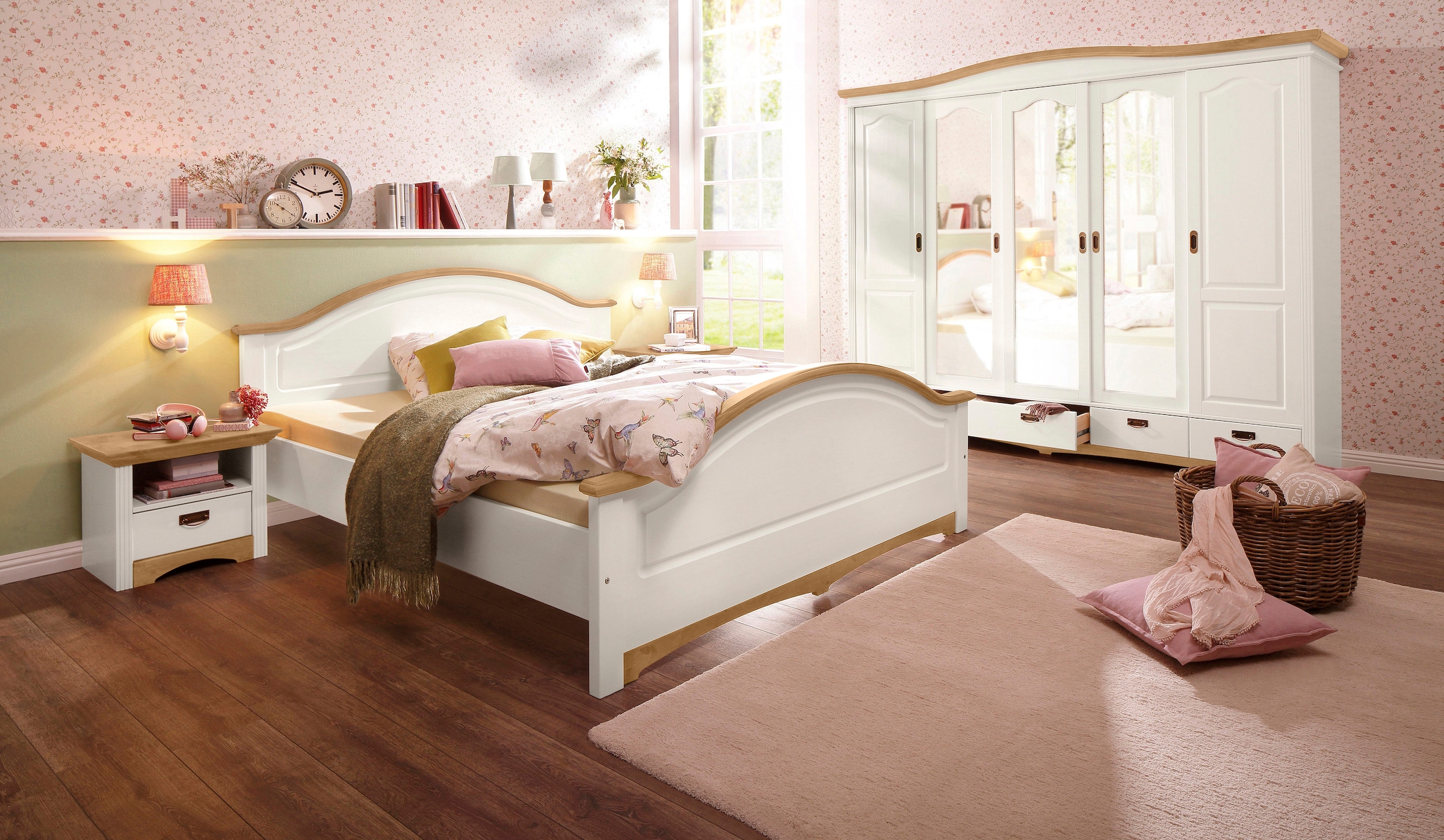 Home affaire Schlafzimmer-Set »"Konrad", komplettes Schlafzimmer mit großem Schrank«, (Set, 4 tlg., Kleiderschrank 5 türig mit Schubladen, 2 Nachttische, Bett 180x200cm), mit 5-trg. Kleiderschrank, Bett 180/200 cm und 2 Nachttischen