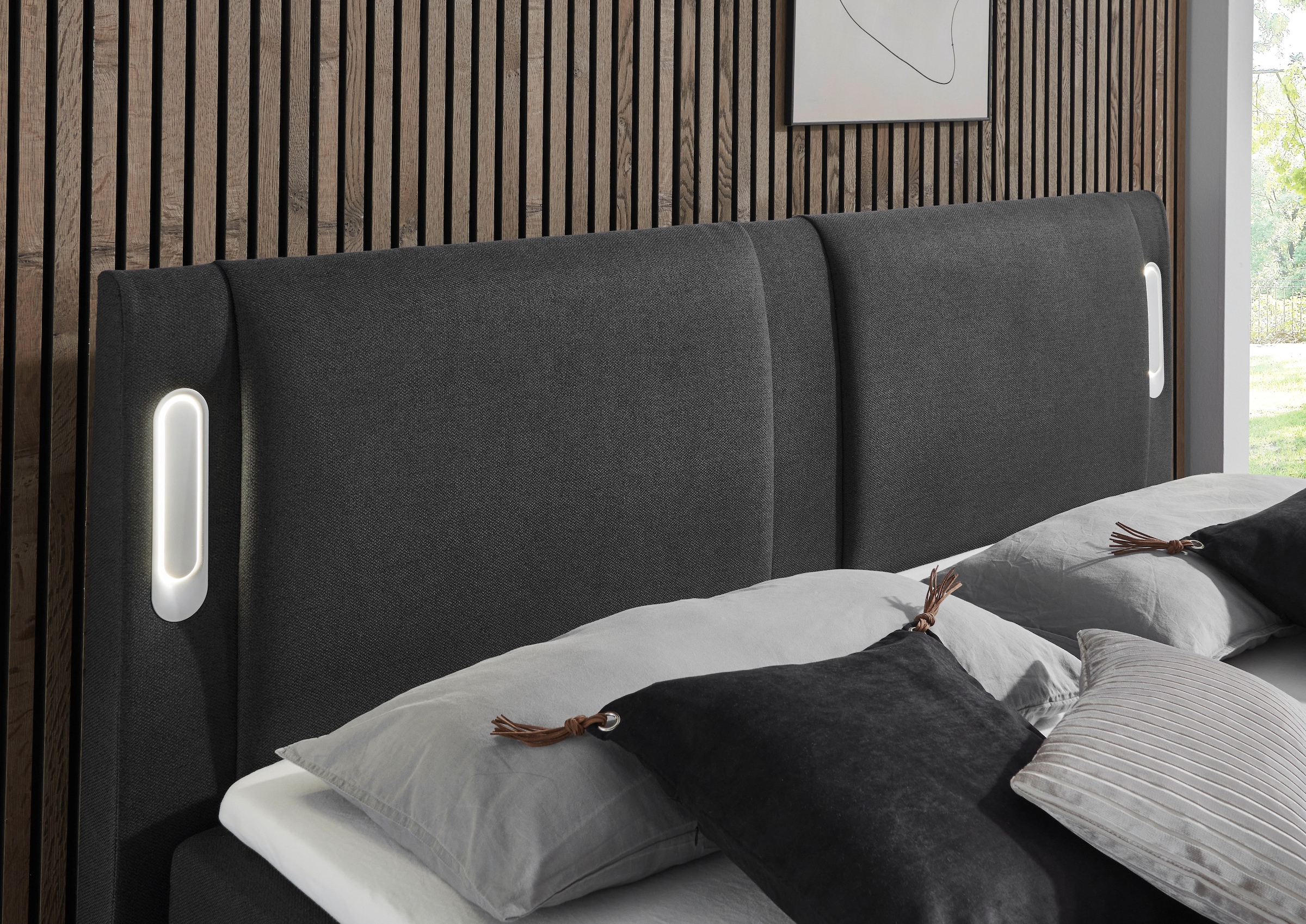 INOSIGN Boxbett »Elverta inkl. Bettkasten und LED-Beleuchtung« erhältlich in der Breite 180x200cm, Kopfteil in Kissenoptik