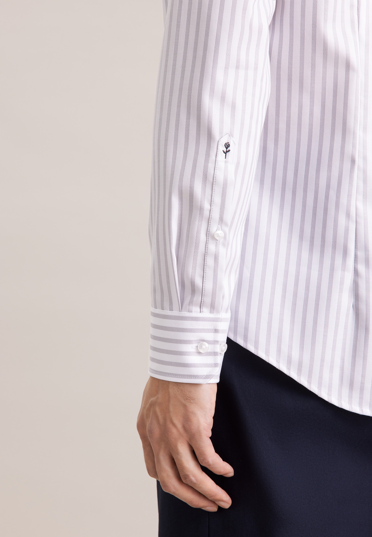 seidensticker Businesshemd »Schwarze Rose« Slim 1/1 Kentkragen Gestreift