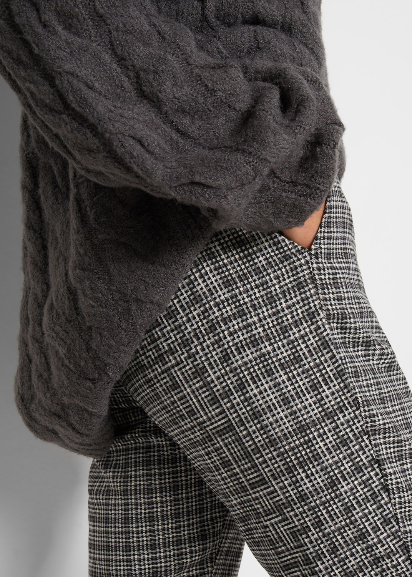 bonprix Schlupfhose  aus Polyester, Viskose und Elasthan, teilweise elastischer Bund