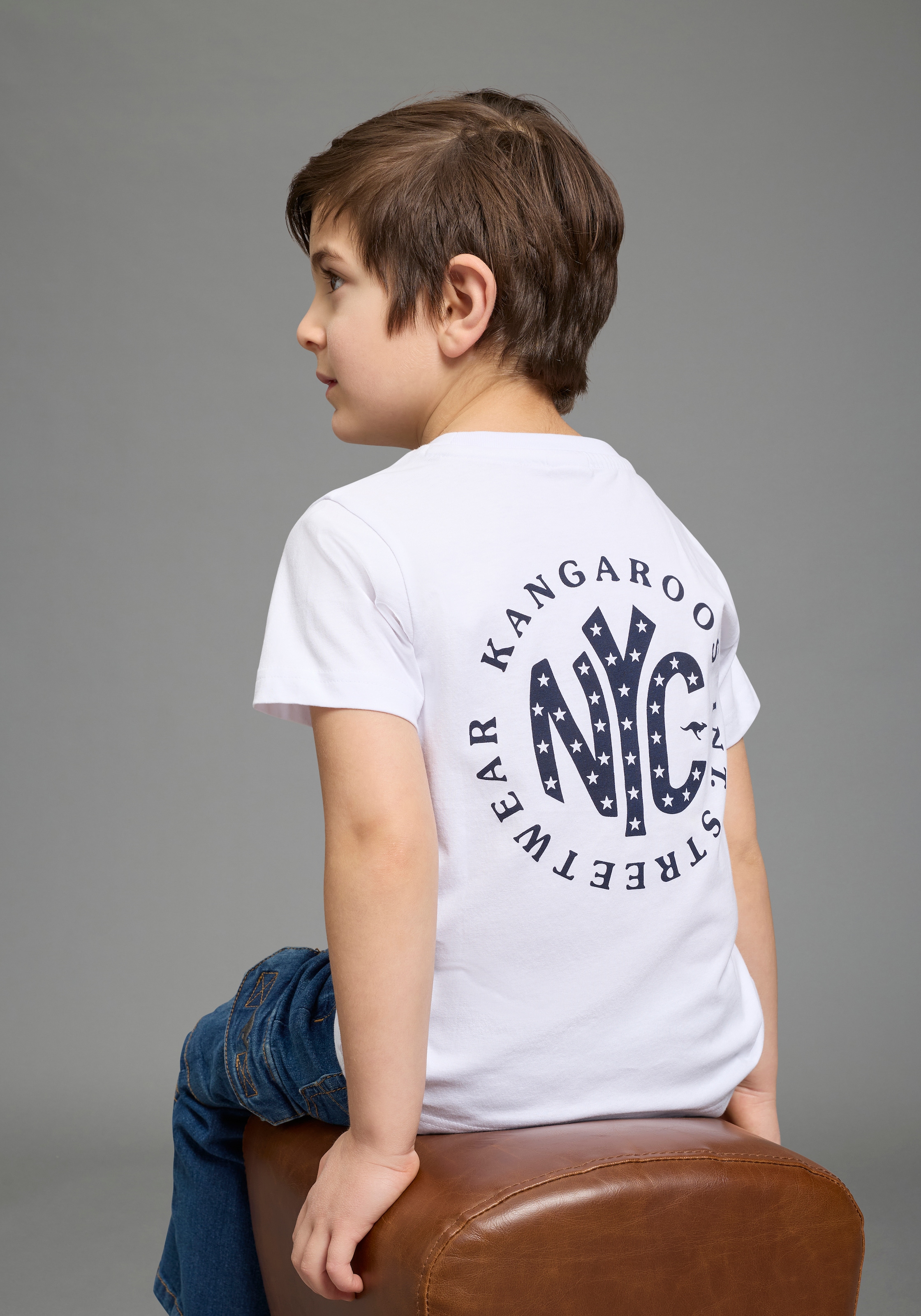 KangaROOS T-Shirt »Kangaroos 2er Pack T-Shirts« Packung, 2, 2 tlg. Basic Passform, mit Rundhalsausschnitt, bedruckt, aus Baumwolle