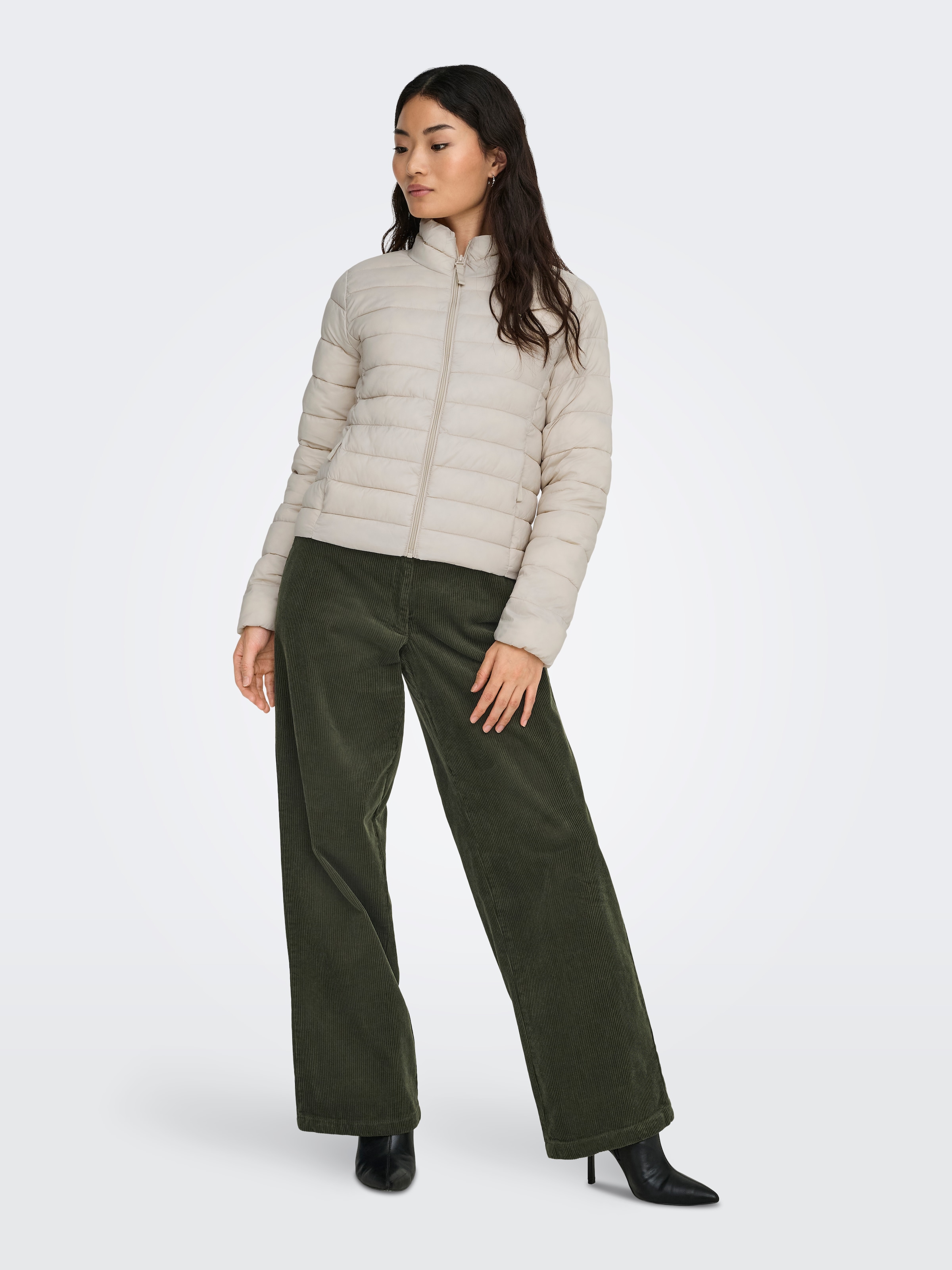 ONLY Steppjacke »ONLTAHIA LW QUILTED JACKET OTW NOOS« ohne Kapuze Kunstfaser