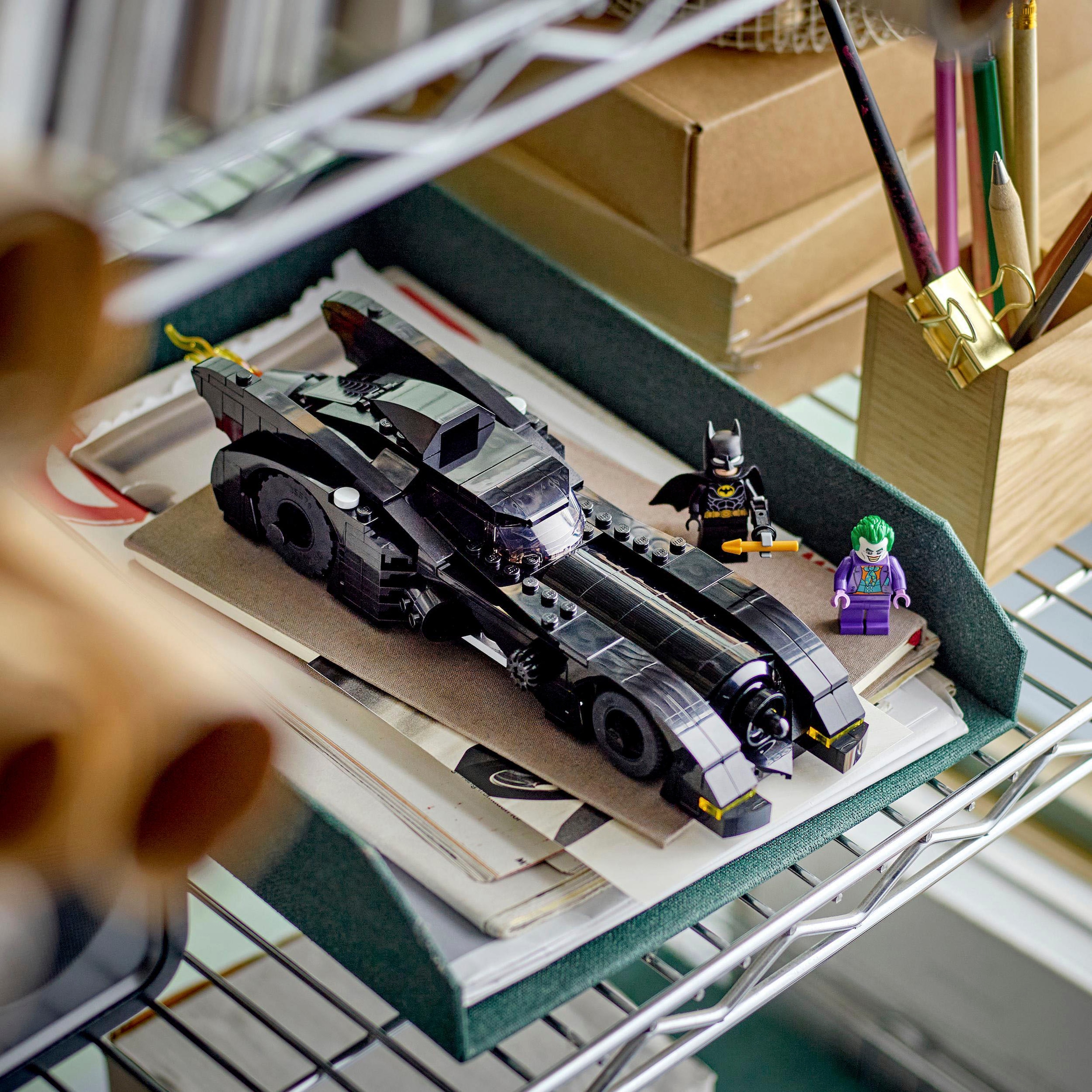 LEGO® Konstruktionsspielsteine »Batmobile: Batman verfolgt den Joker (76224), LEGO® Batman«, (438 St.), Made in Europe