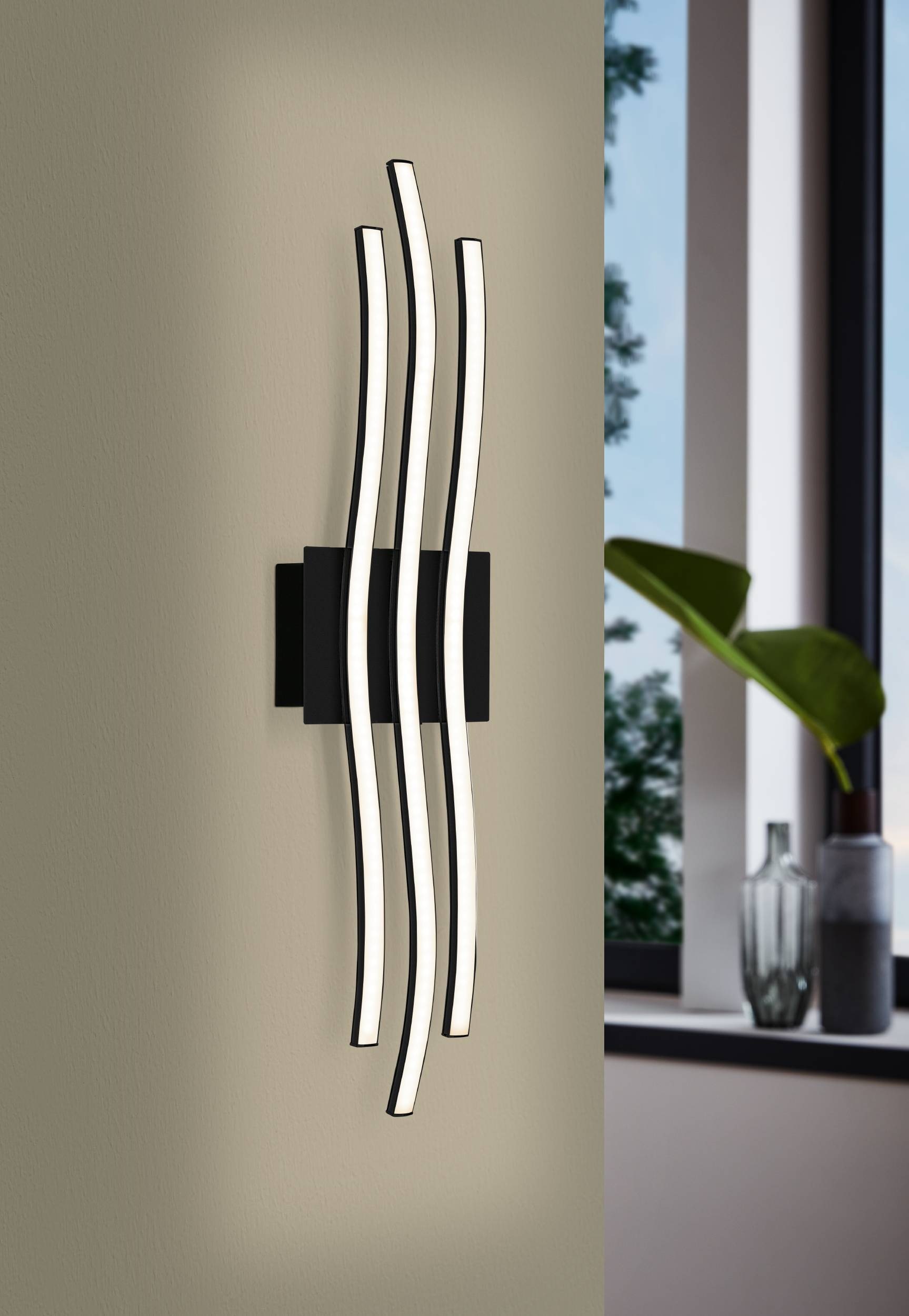 EGLO Deckenleuchte »Roncade 1 Deckenlampe, Flurlampe aus Aluminium, Stahl und Kunststoff« LED-Modul 1 Stk. Warmweiß Deckenlampe 65 x 13 cm, Flurlampe, Küchenlampe, Wohnzimmerlampe