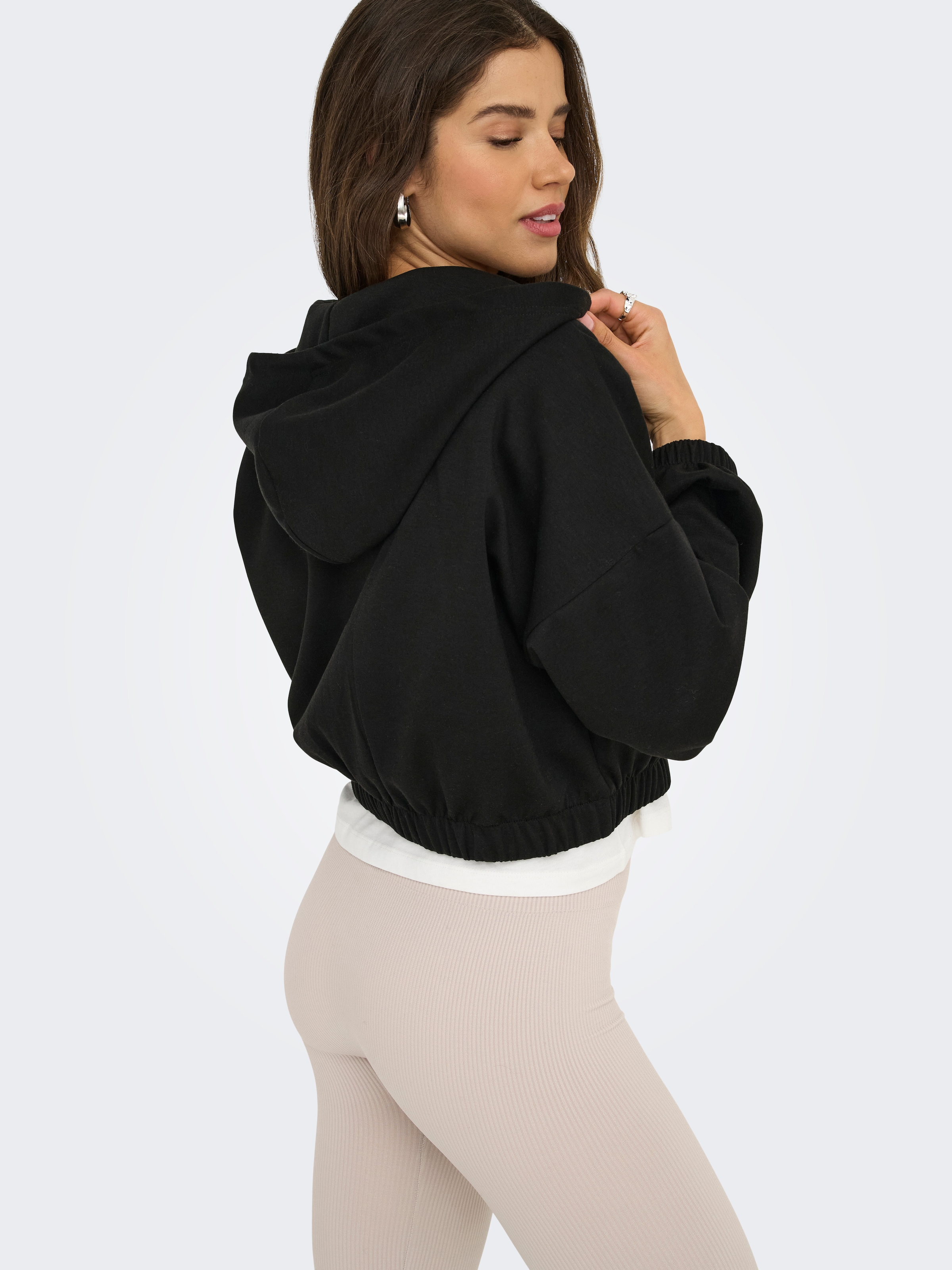 ONLY Kapuzensweatshirt »ONLSCARLETT LS ELASTIC ZIP HOOD SWT NOOS«
