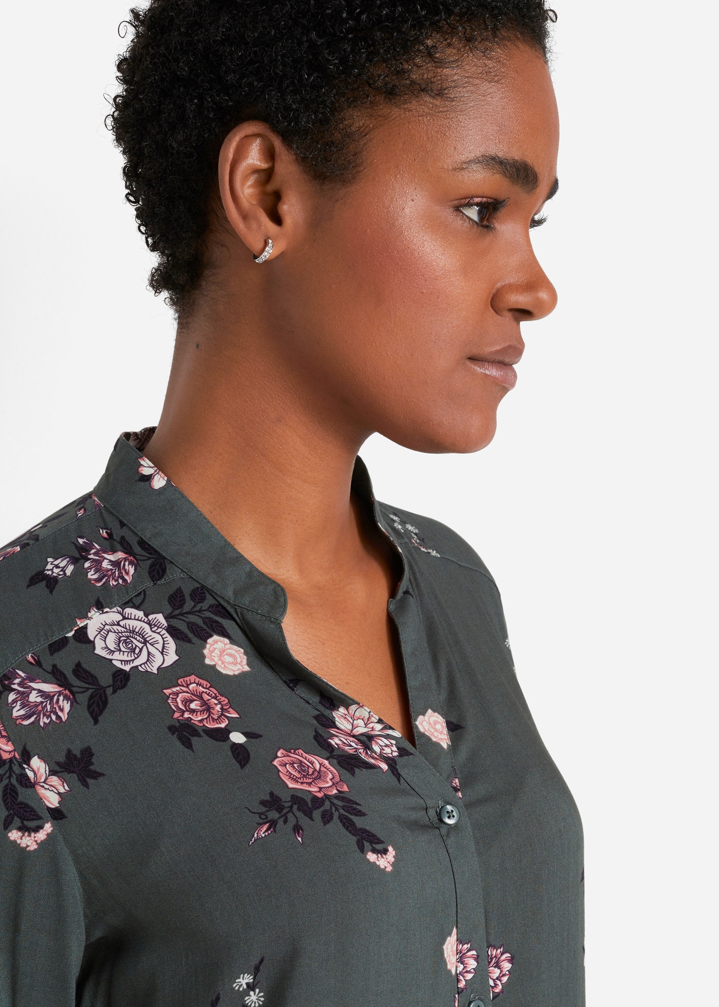 bonprix Longbluse in lockerer Tunika-Passform, aus Viskose, hinten länger geschnitten