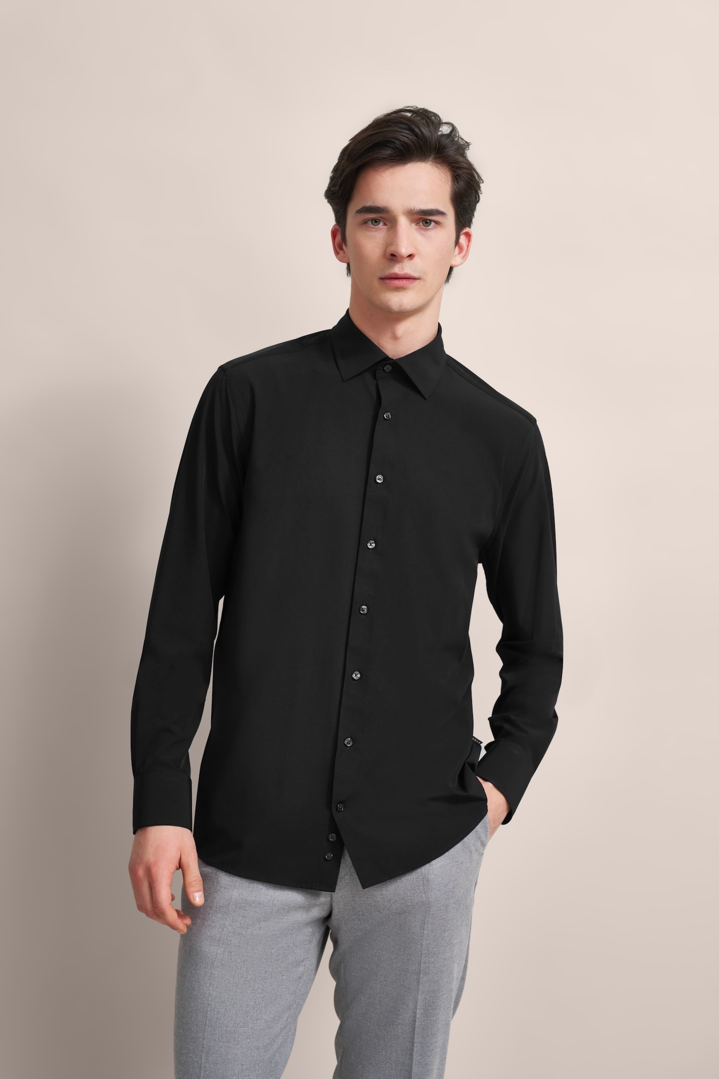 Bugatti Herren Langarmhemd mit Elasthananteil in schwarz, Größe XL