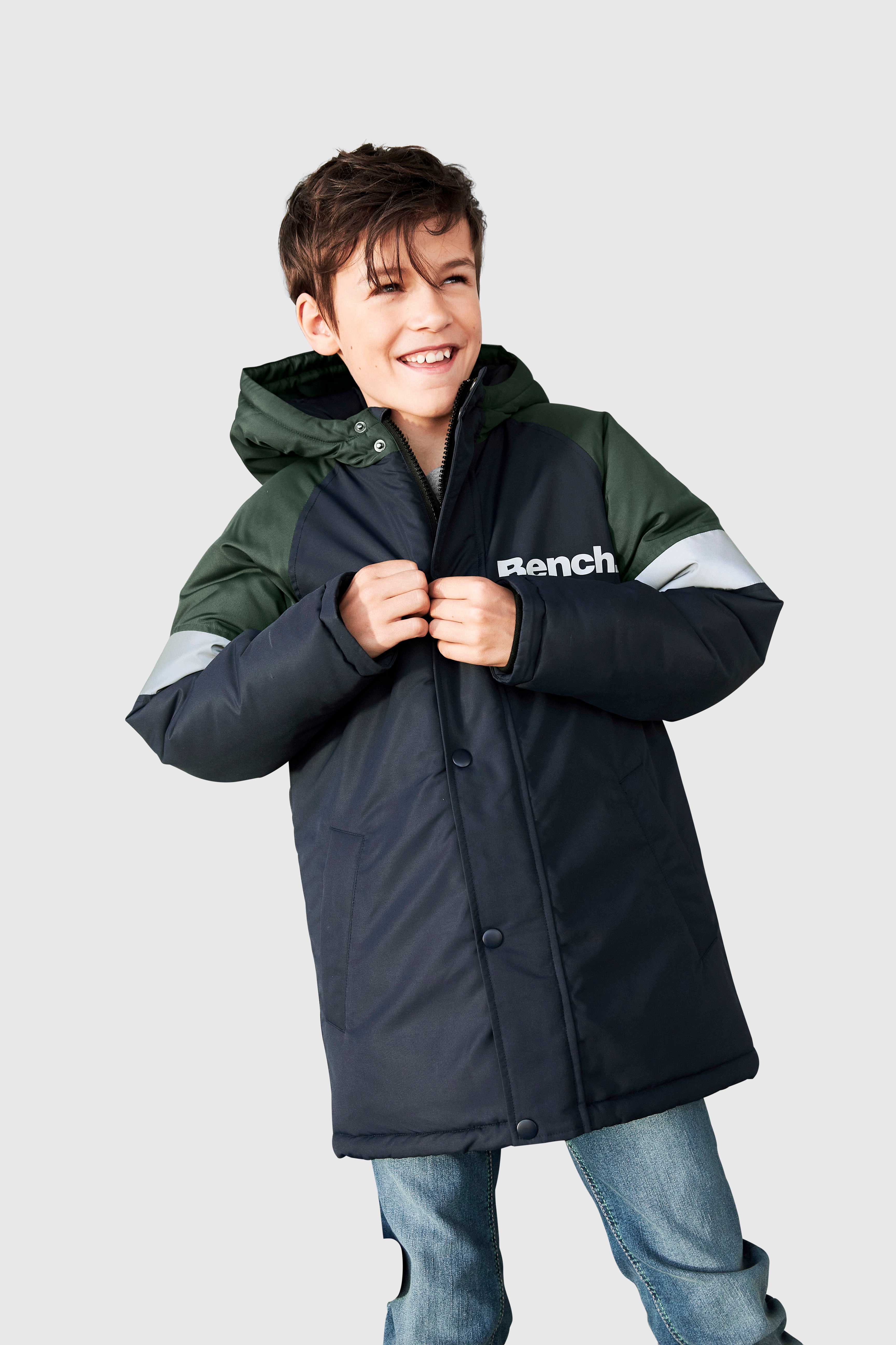 Bench. Winterjacke