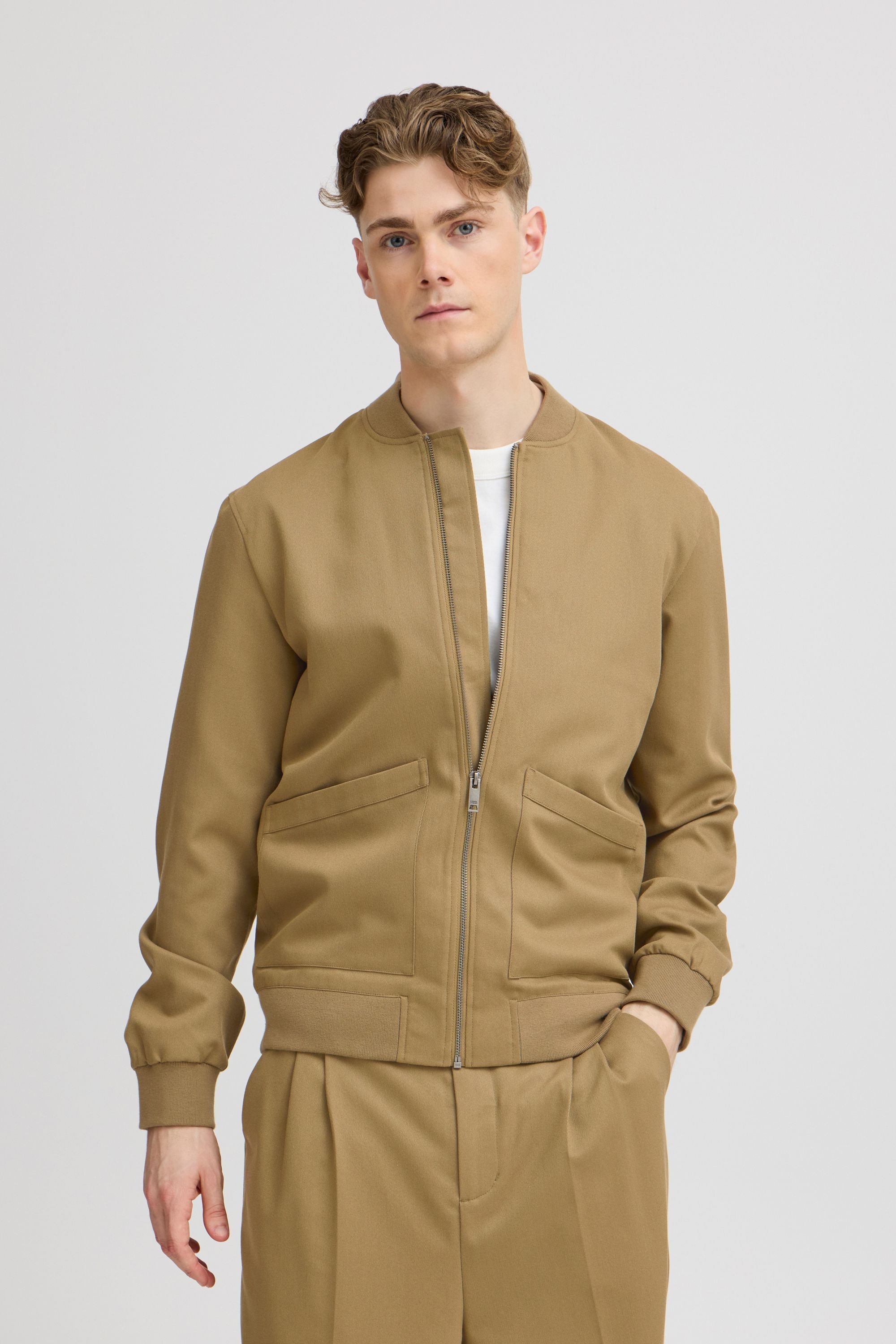 Casual Friday Bomberjacke »Bomberjacke CFSCOTT 0153 garbadine shacket«