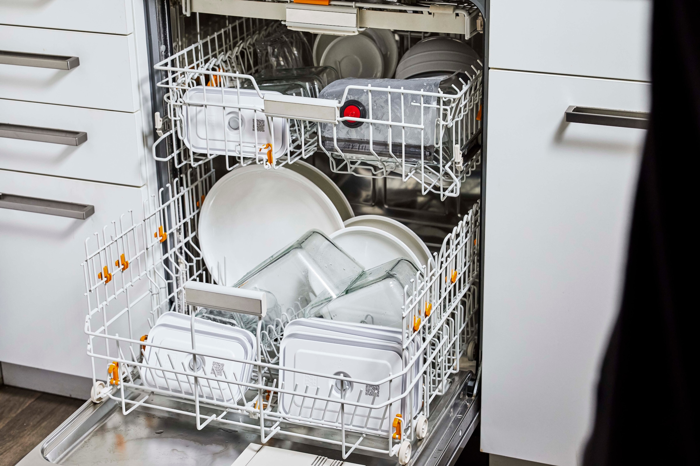 Zwilling Vakuumbehälter »Fresh & Save« Set, Vakuumpumpe inkl. 2 Vakuumboxen & 4 Vakuumbeutel, 7 Stk. tlg. Vakuum Starter-Set, Glas/Kunststoff, Spülmaschinengeeignet, Grey Line