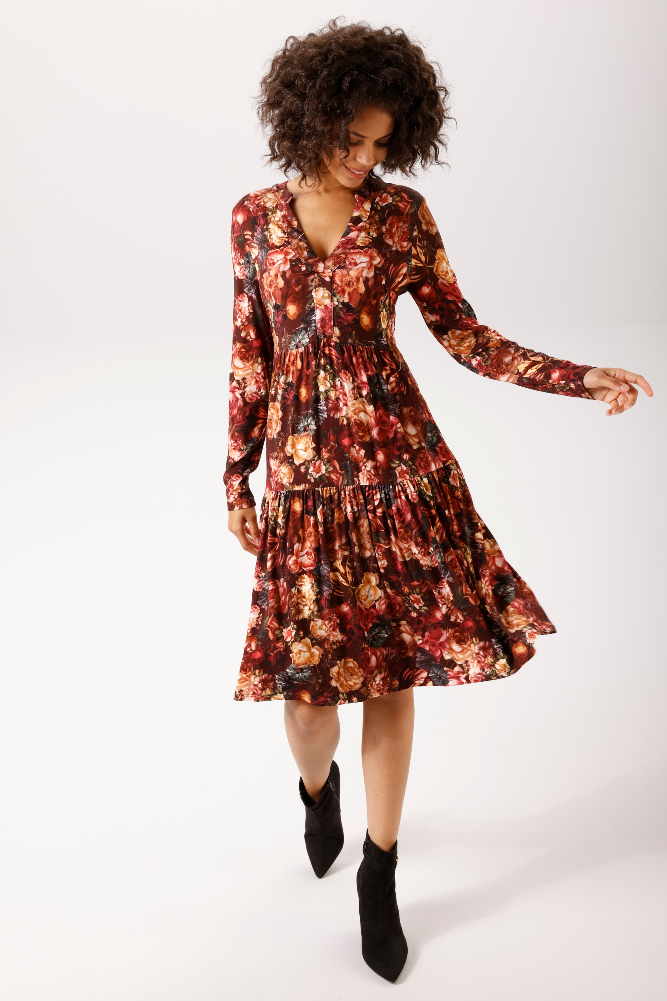Aniston CASUAL Jerseykleid mit farbharmonischen Blumendruck - NEUE KOLLEKTION