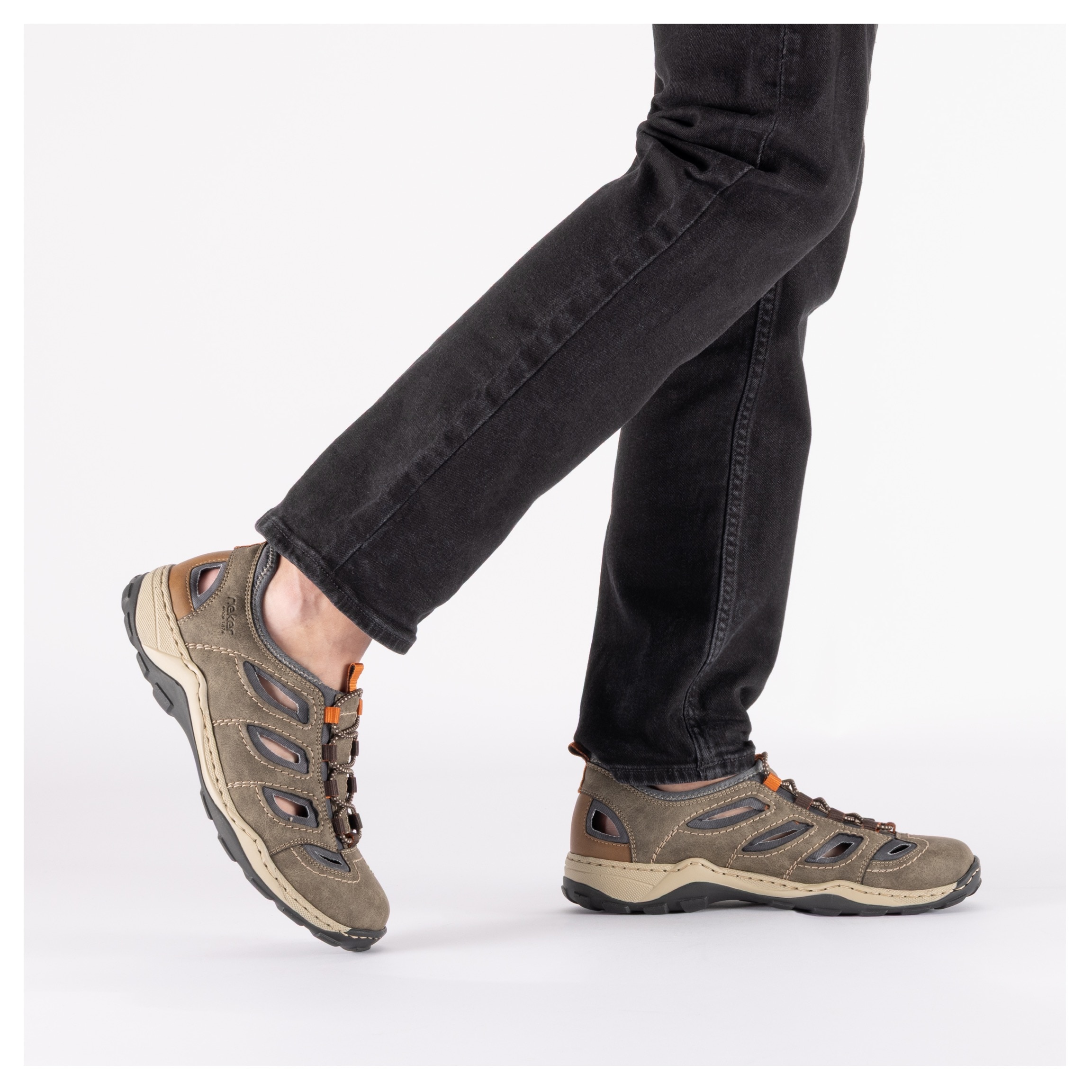 Rieker Slipper  Trekking Schuh, Sandale, Sommerschuh mit praktischem Gummizug