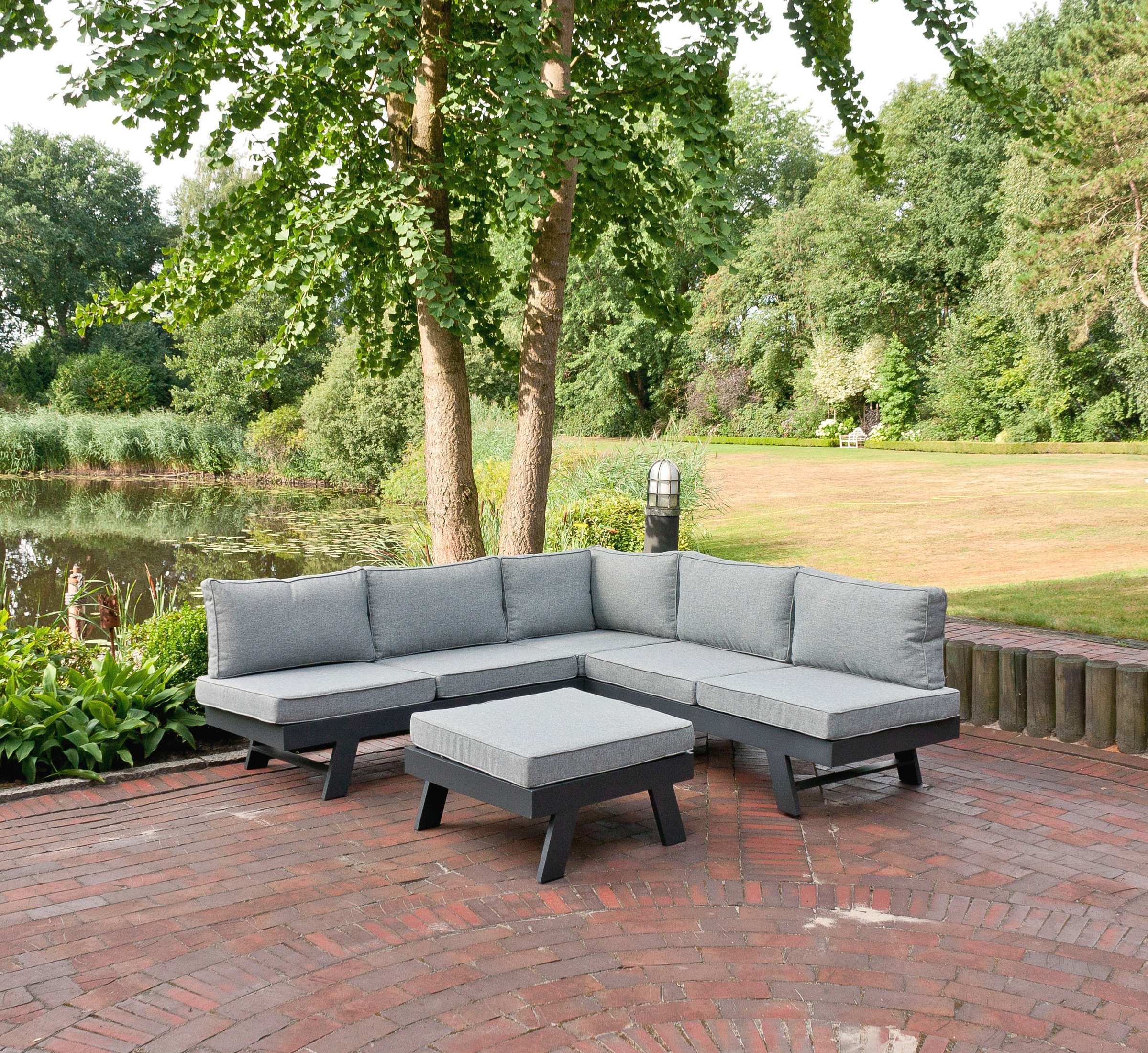 Garden Pleasure Gartenlounge-Set »DONNA«, (1x Eckbank, 1 Tisch/Hocker), inkl. Auflagen