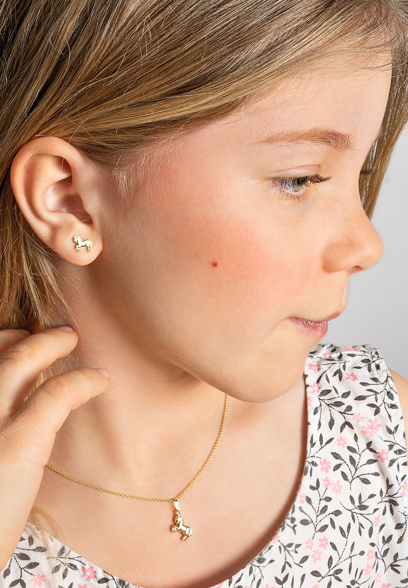 ONE ELEMENT Paar Ohrstecker »Pferd Ohrringe   Ohrstecker aus 333 Gelbgold«