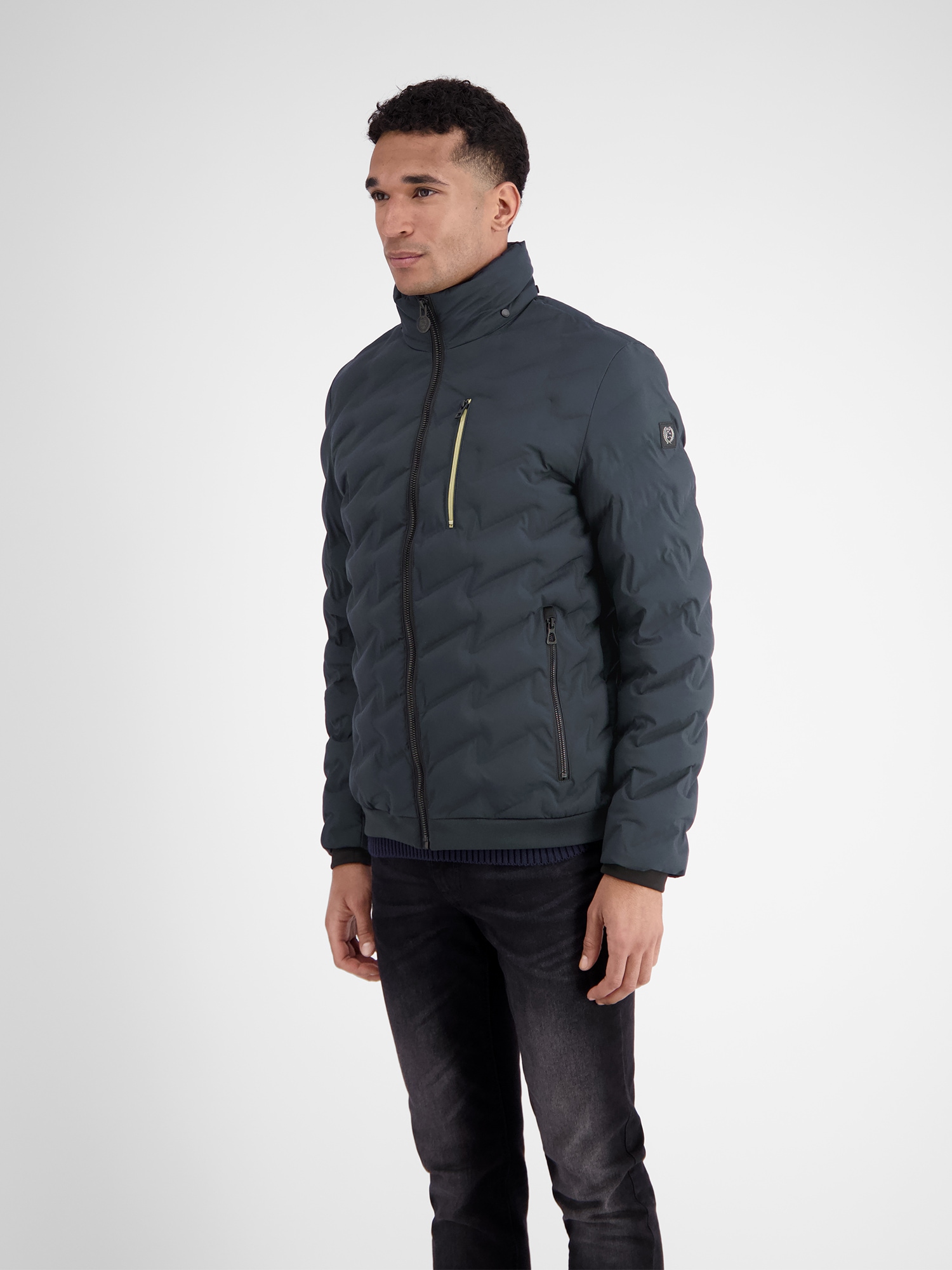LERROS Outdoorjacke »LERROS Sportive Funktions-Steppjacke für Herren« mit Kapuze Wasser- und windabweisend