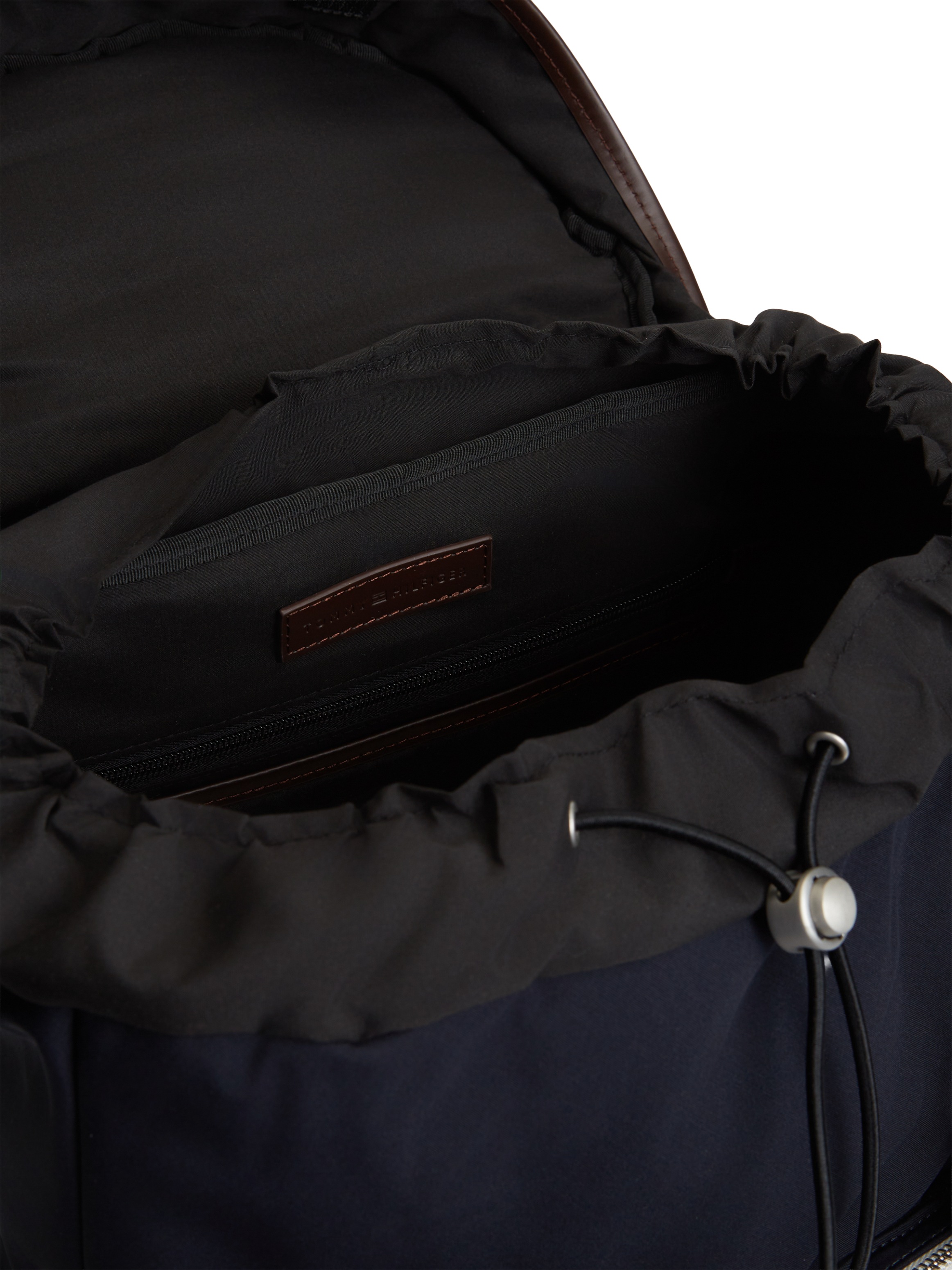 Tommy Hilfiger Rucksack »TH CASUAL FLAG BACKPACK« Unisex Travelrucksack, Reiserucksack, mit Besätzen in Tommy-Farben