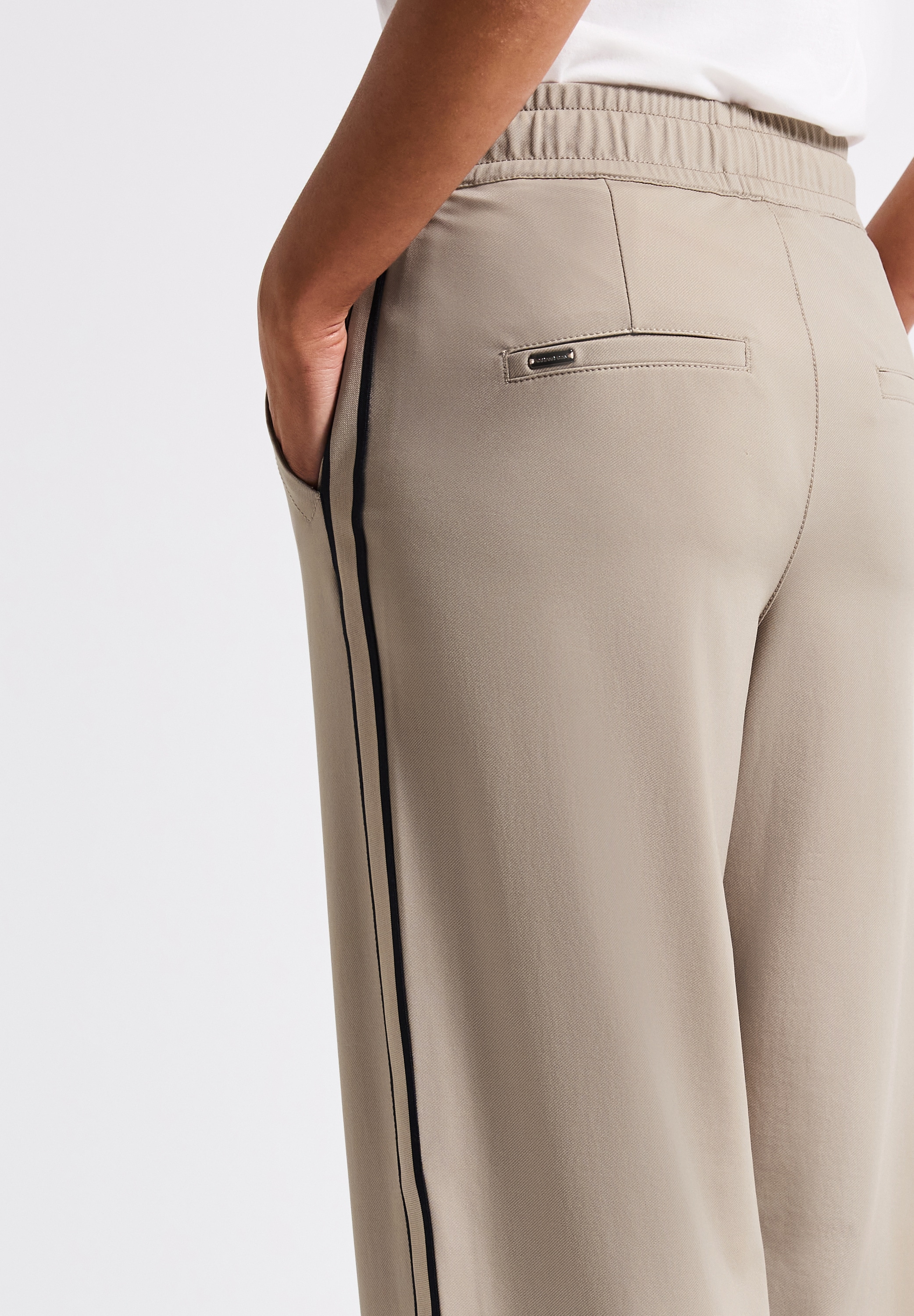STREET ONE Stoffhose, mit Gallonstreifen