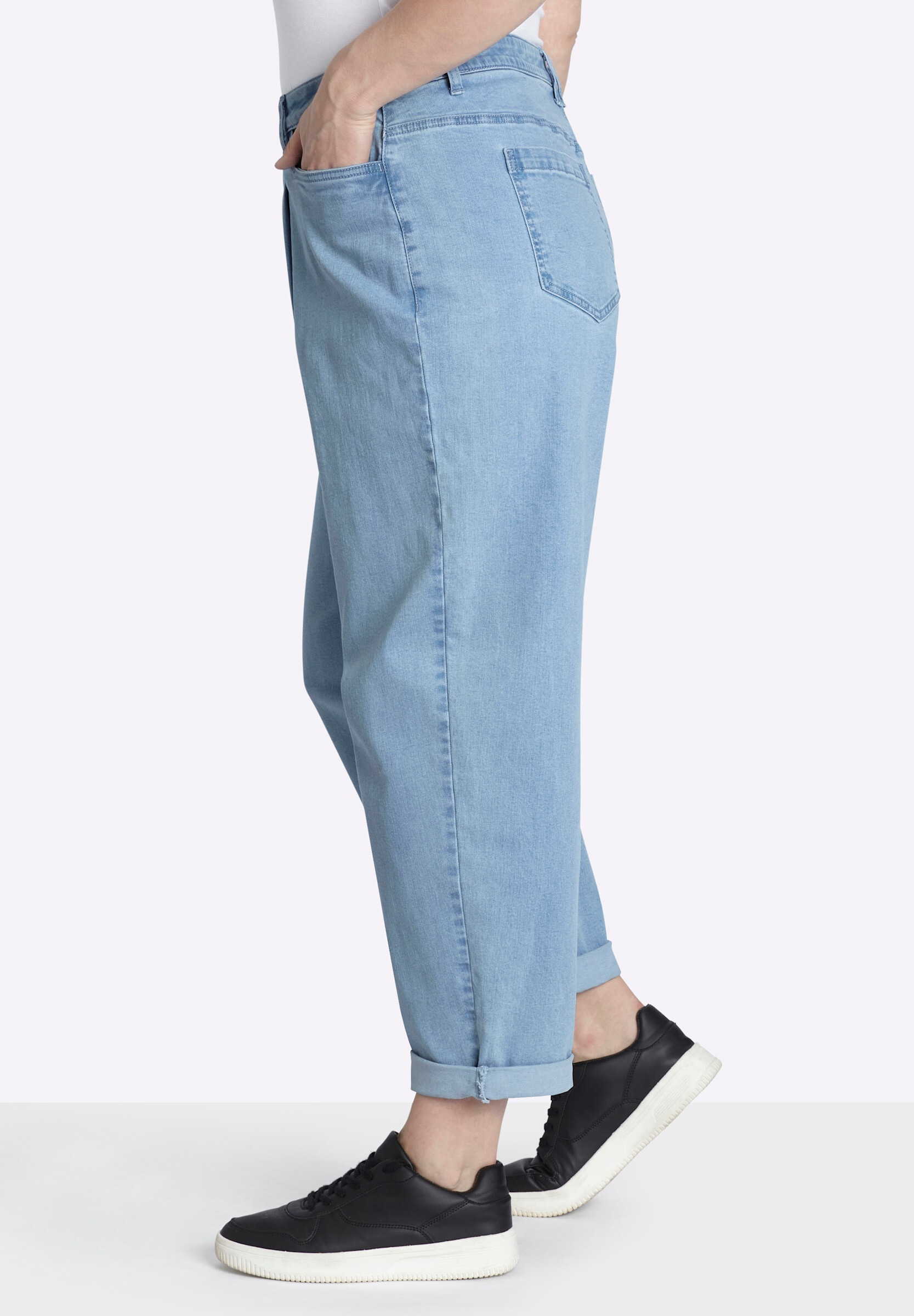 Sheego Bequeme Jeans »Jeans Jeans mit Barrel-Leg und Turn-ups«