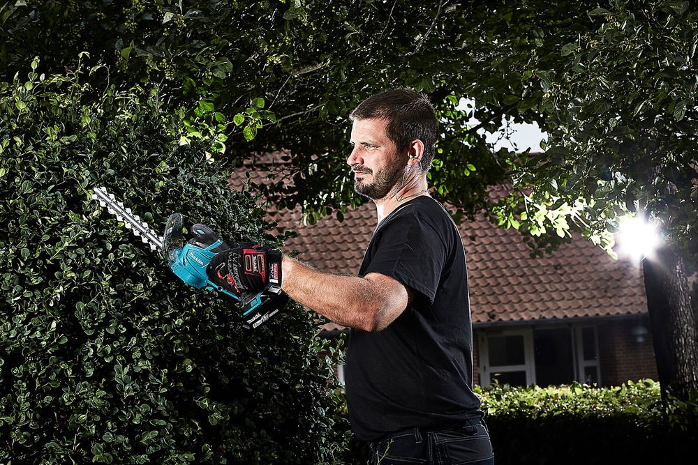 Makita Akku-Gras- und Strauchscherenset »DUM604RFX«, mit LXT Akku 18 Volt/3,0 Ah und Schnellladegerät