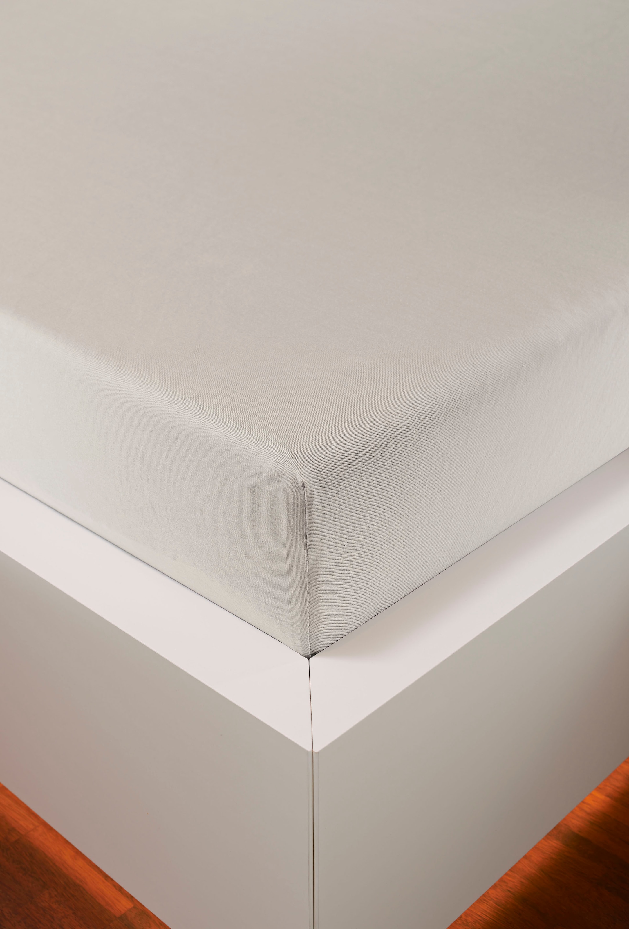 bellana Spannbettlaken »Mako-Jersey exclusiv in Gr. 90x200, 140x200 oder 180x200 cm«, aus Baumwolle, für Matratzen bis 25 cm Höhe, Bettlaken, Spannbetttuch