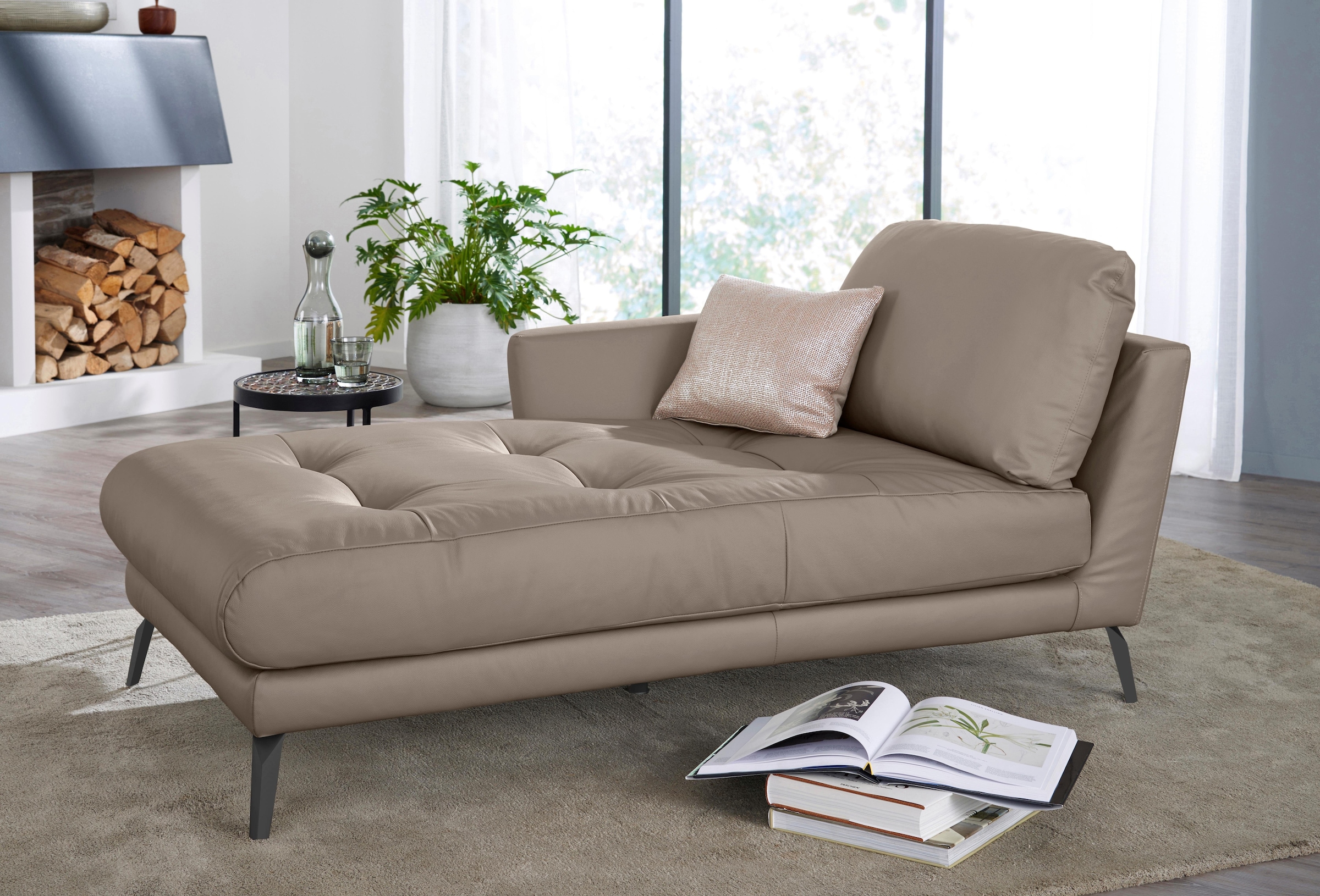 W.SCHILLIG Chaiselongue »softy«, mit dekorativer Heftung im Sitz, Füße Chrom glänzend