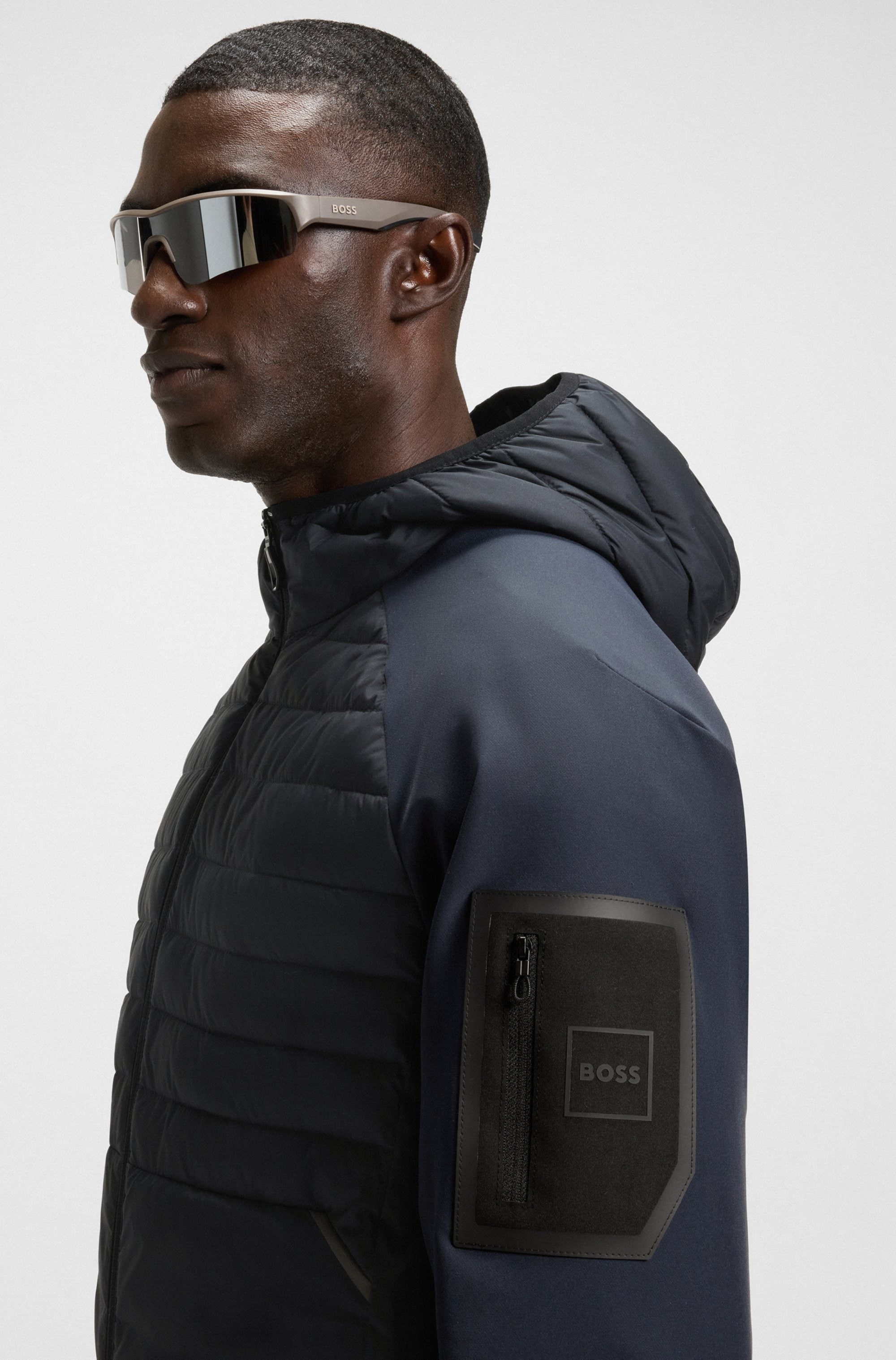 BOSS GREEN Outdoorjacke »J Urbanex Hybrid HD«, mit Kapuze, mit soften Stretch-Einsätzen und reflektierenden Details