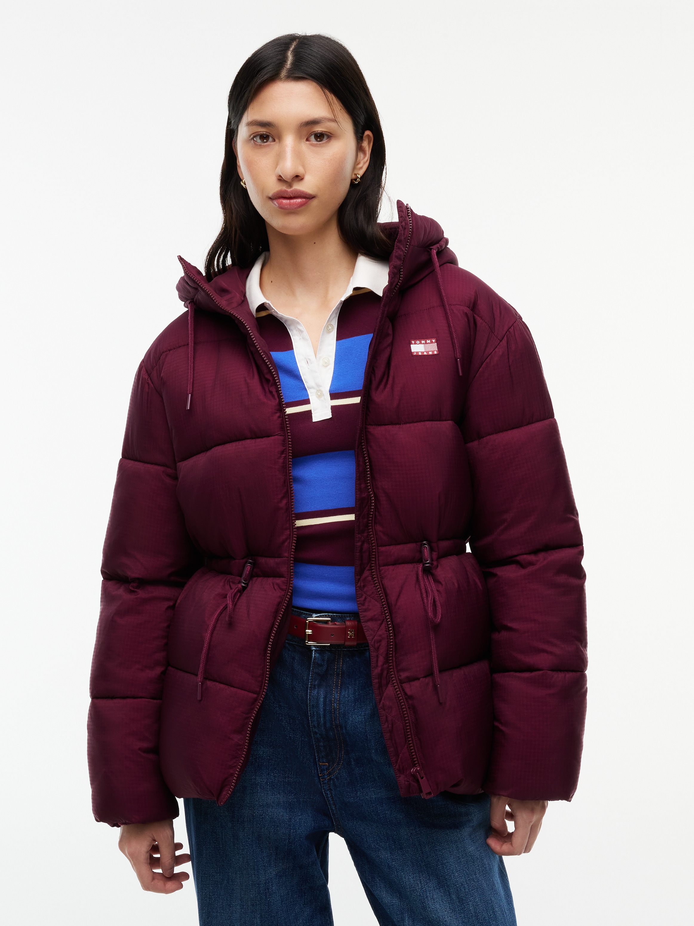 Tommy Jeans Steppjacke »TJW HOODED MIDI PUFFER JACKET« mit Kapuze Kunstfaser