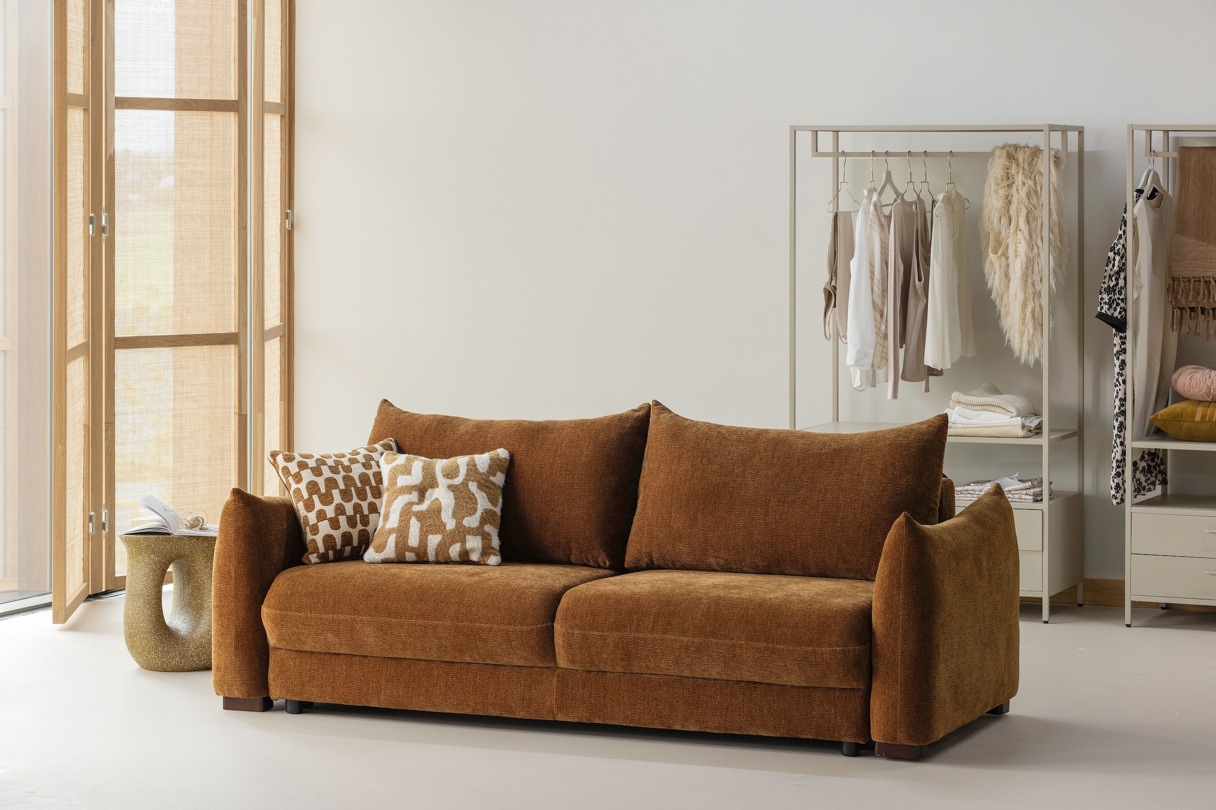 WOOOD Schlafsofa »Jonne Strukturbezug mit Schlaffunktion, H 92 x B 233 x T 105 cm« Tragkraft 220 kg, Sitzbreite 192 cm, Geringe Verschleißfestigkeit