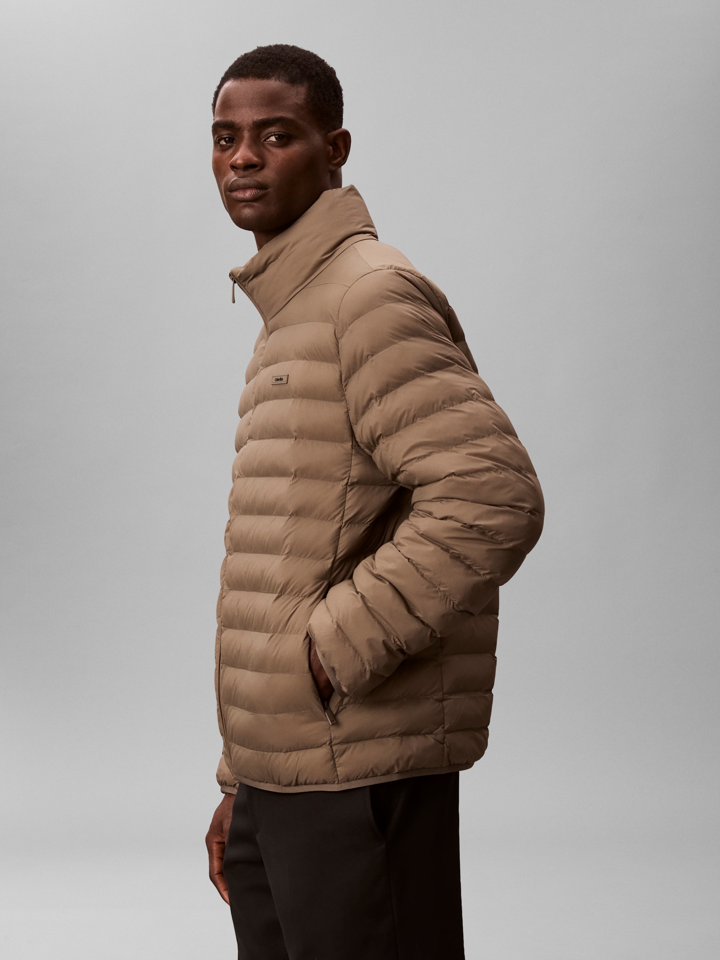 Calvin Klein Steppjacke »LS LT WT NYLN CHNNLD« ohne Kapuze Mit Rundhalsausschnitt