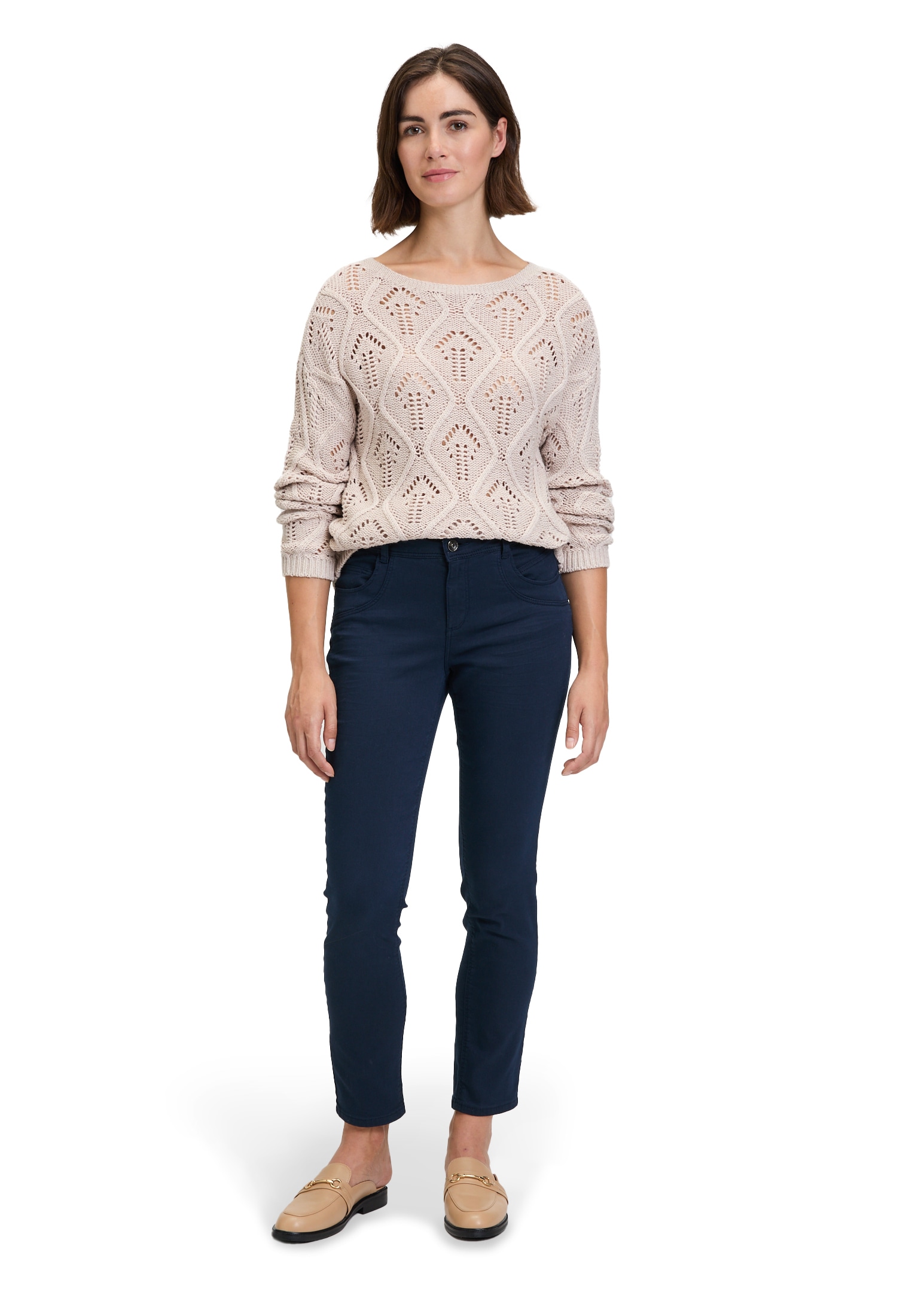 Betty&Co Rundhalspullover »Lochstrick-Pullover mit Strickdetails«