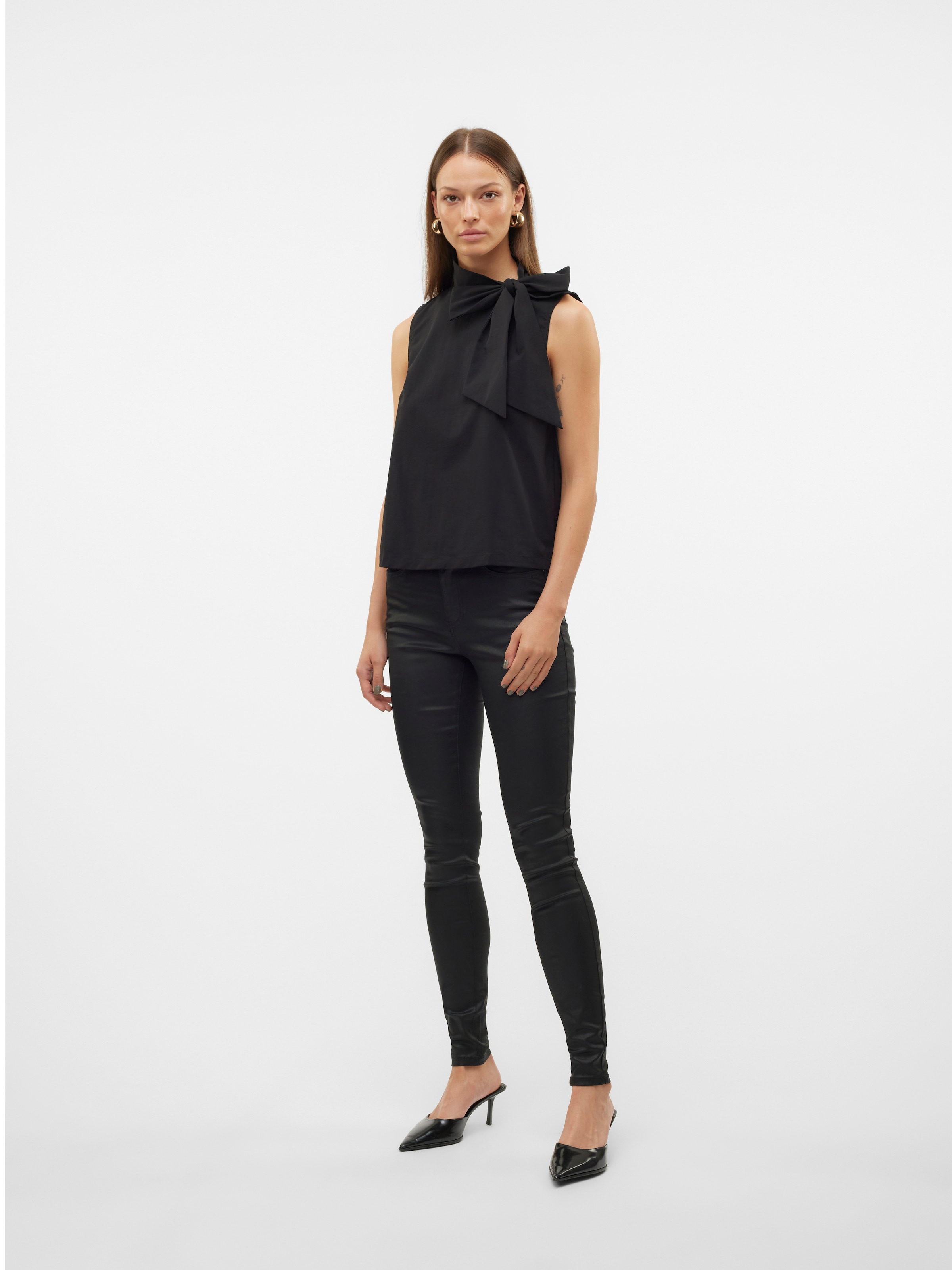 Vero Moda Skinny-fit-Jeans »VMFLASH MR SKINNY COATED PANTS NOOS«, mit beschichteter Lederimitat Optik