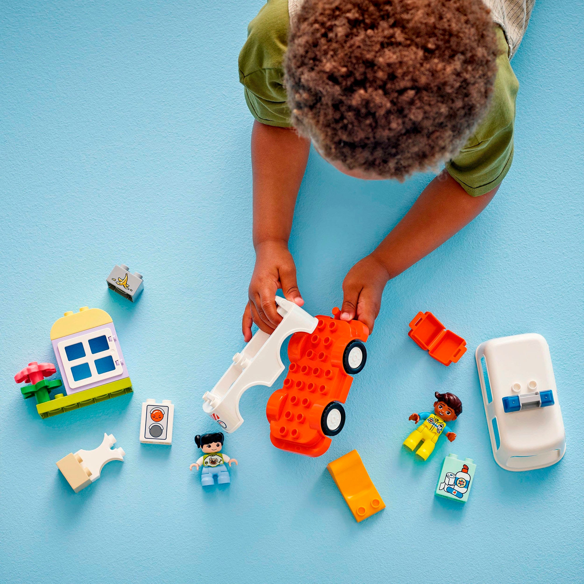 LEGO® Konstruktionsspielsteine »Rettungswagen mit Fahrer (10447), LEGO DUPLO Town«, (19 St.), Made in Europe
