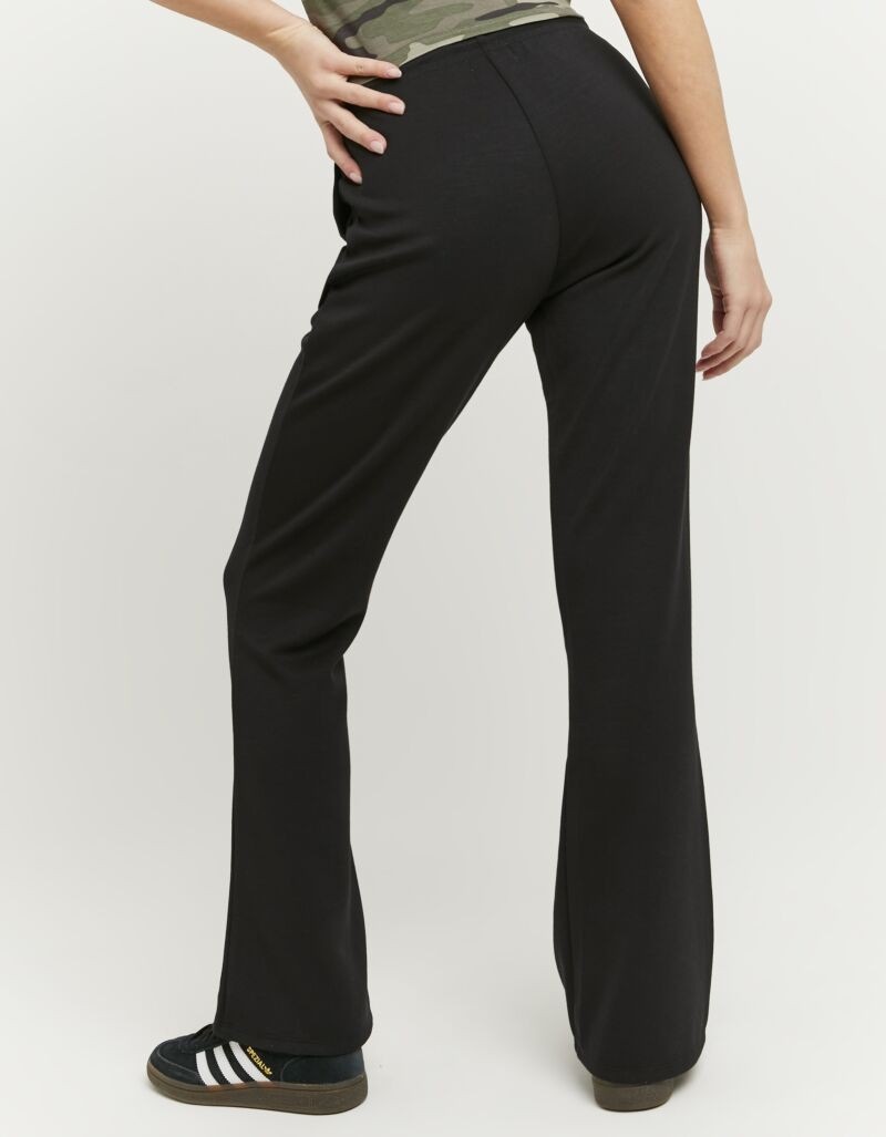 Tally Weijl Sweathose »SPAPEJACIN«  Materialmix, mit ausgestelltem Bein und Bindeband